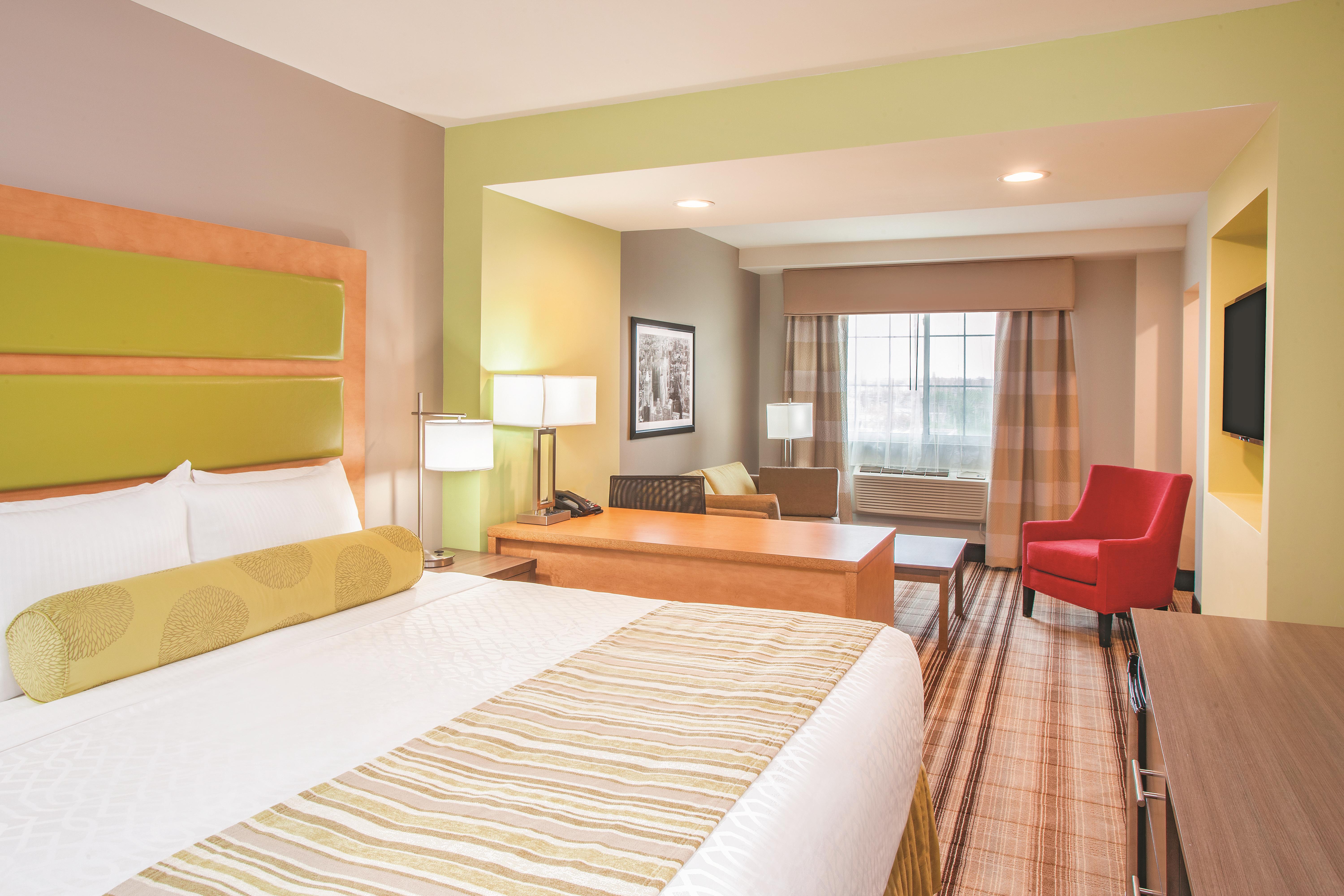 La Quinta By Wyndham Far Rockaway Jfk Airport Far