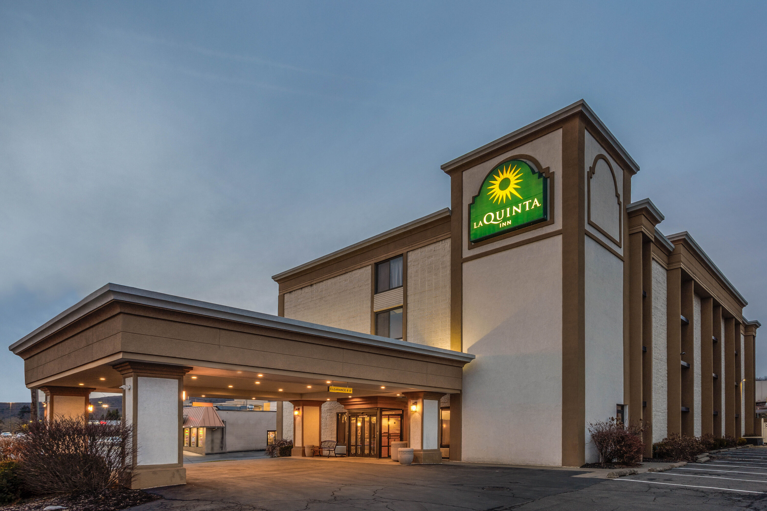 Exterior Dusk Image of La Quinta Inn by Wyndham Binghamton - Johnson City hotel in Johnson City, New York
