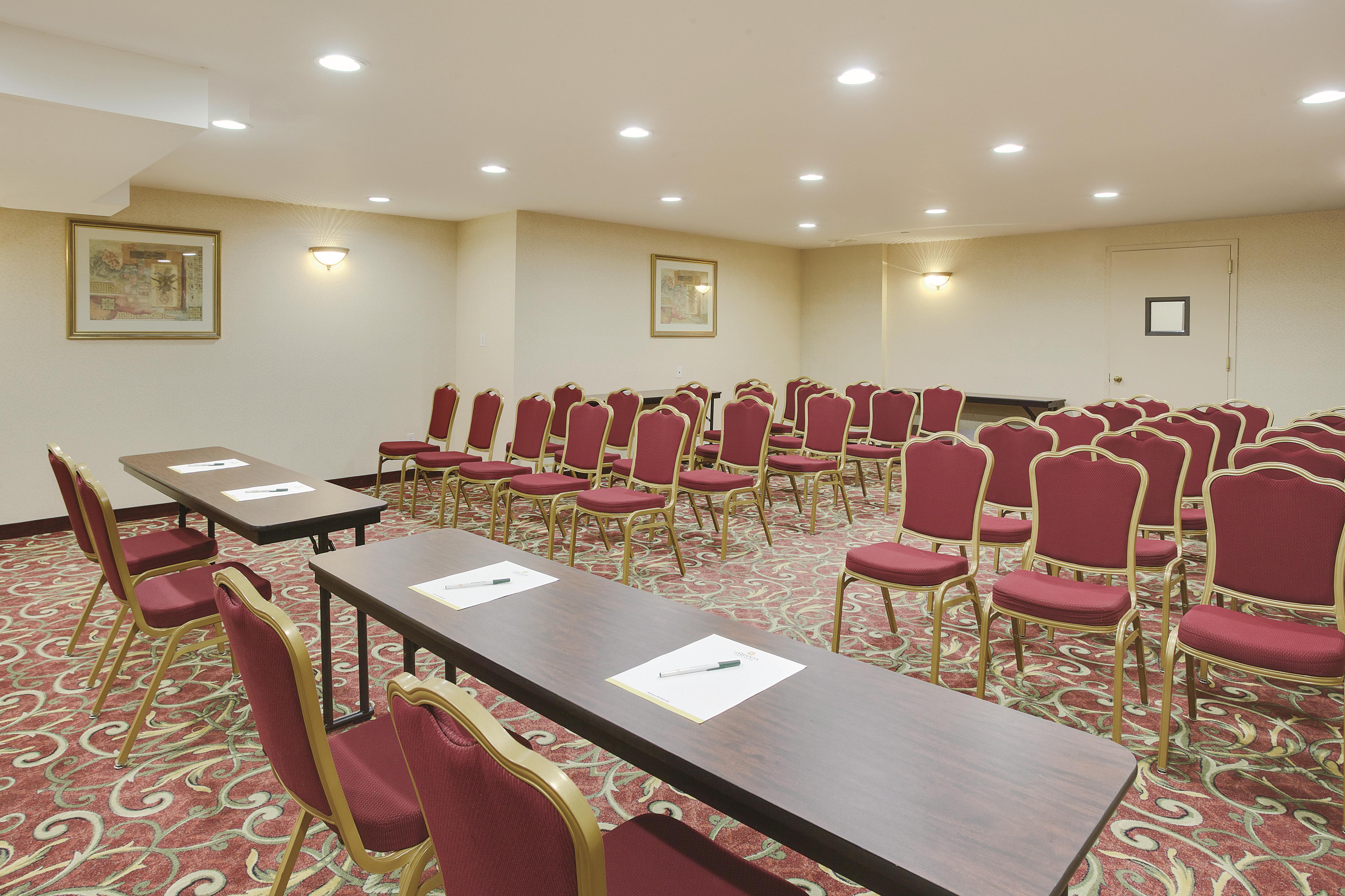 La Quinta Inn By Wyndham Queens New York City Long