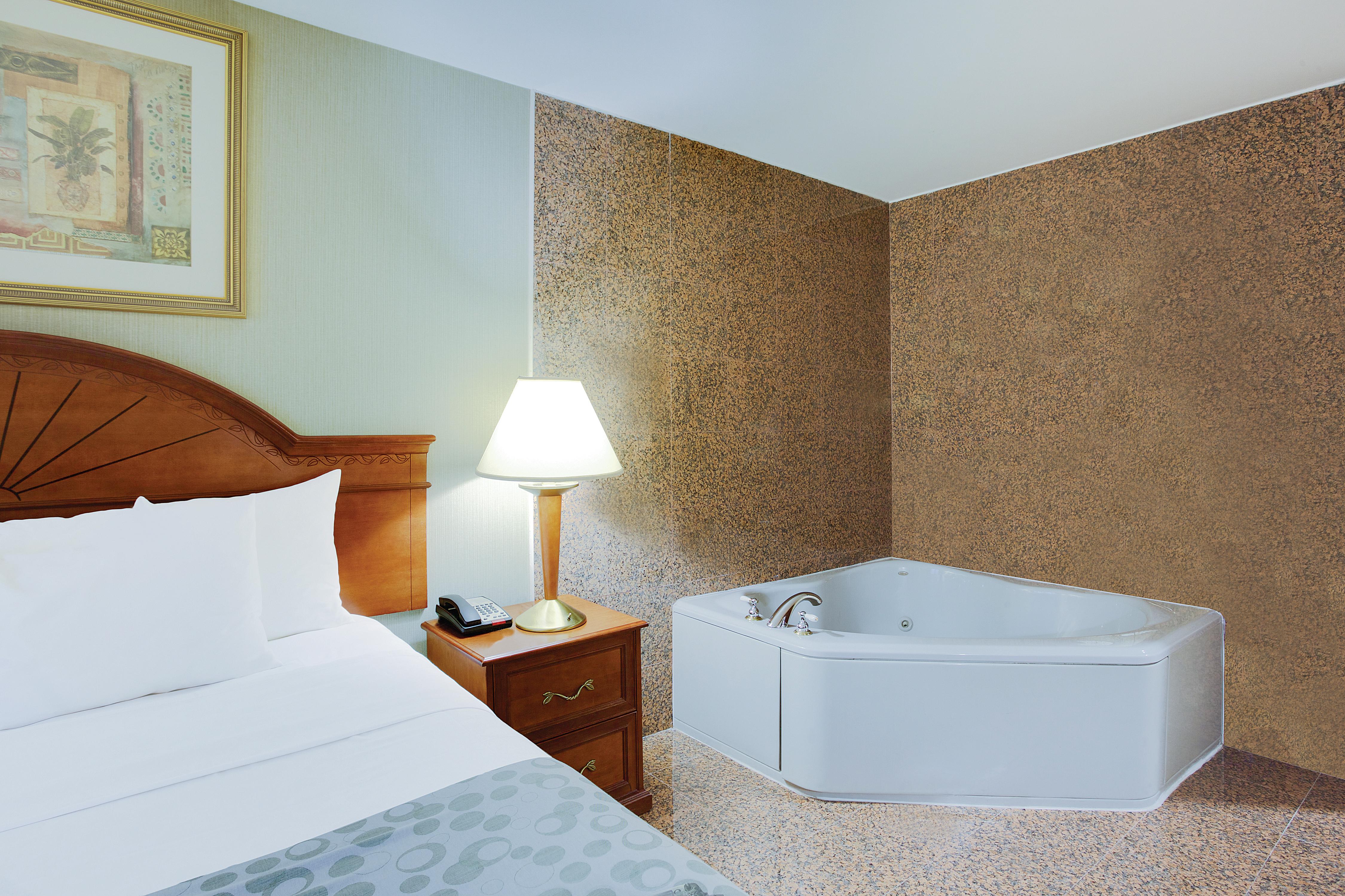 La Quinta Inn By Wyndham Queens New York City Long