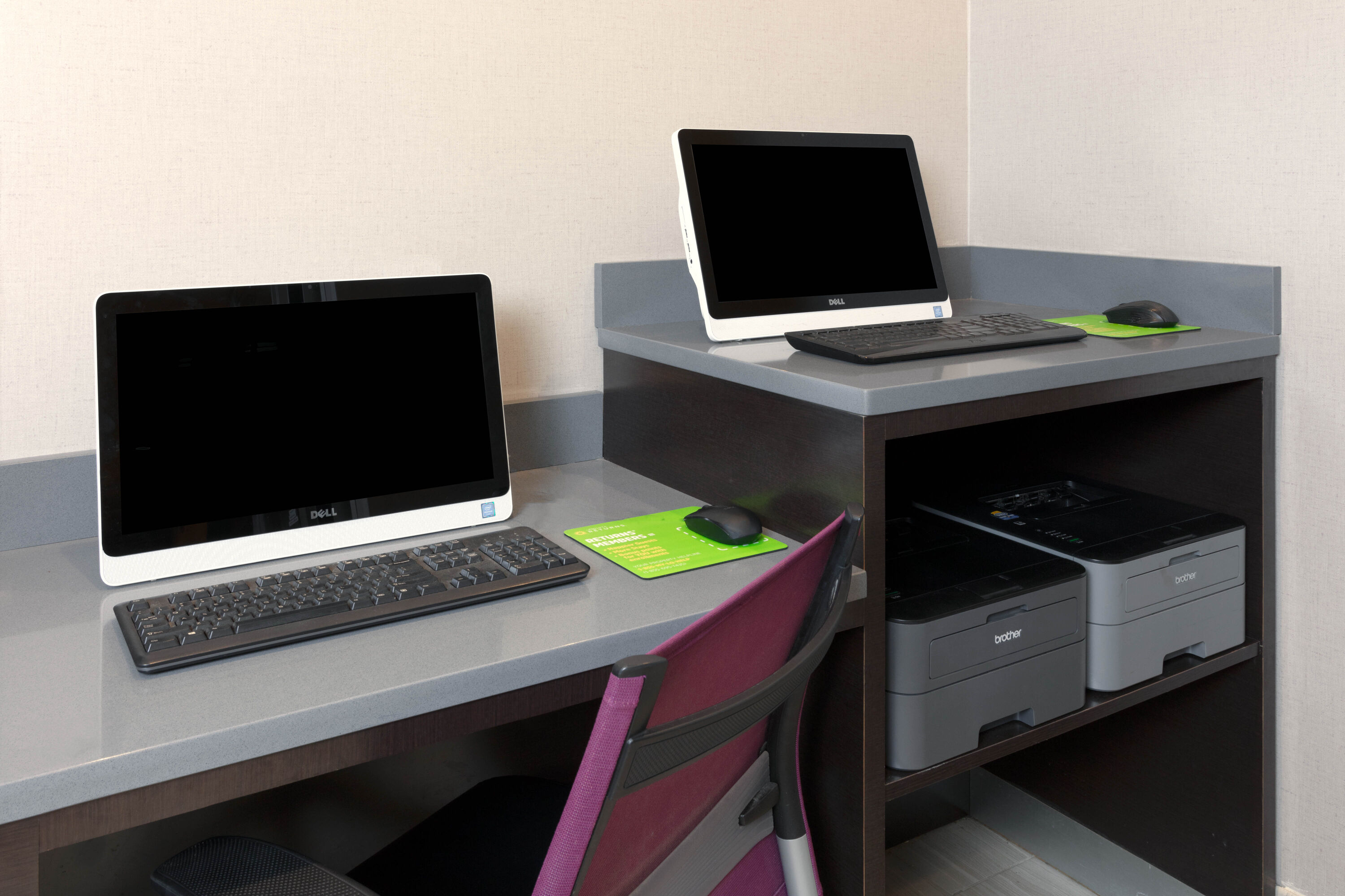 La Quinta Inn & Suites by Wyndham New York City Central Park business center in New York City, New York