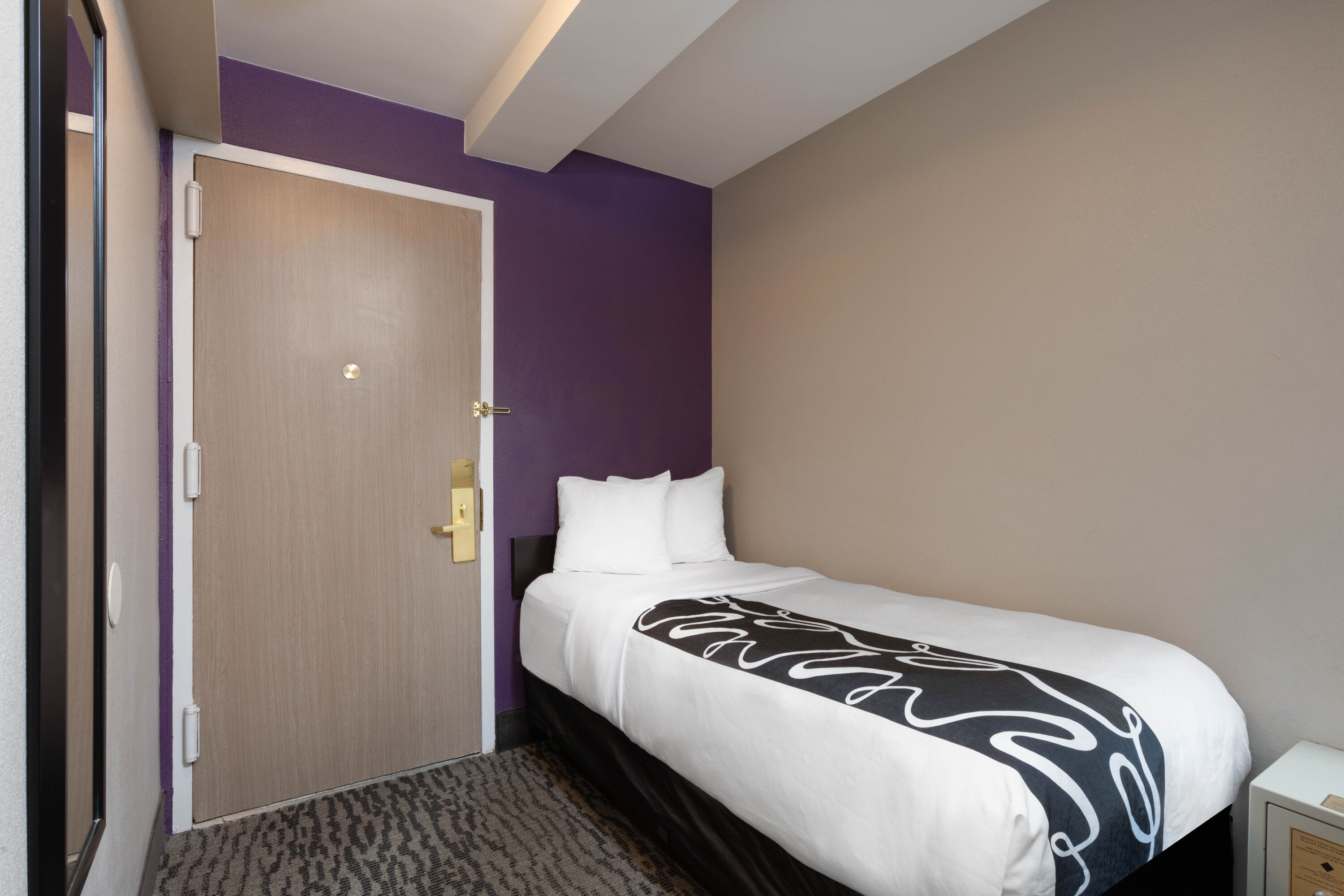 Guest room at the La Quinta Inn & Suites by Wyndham New York City Central Park in New York City, New York