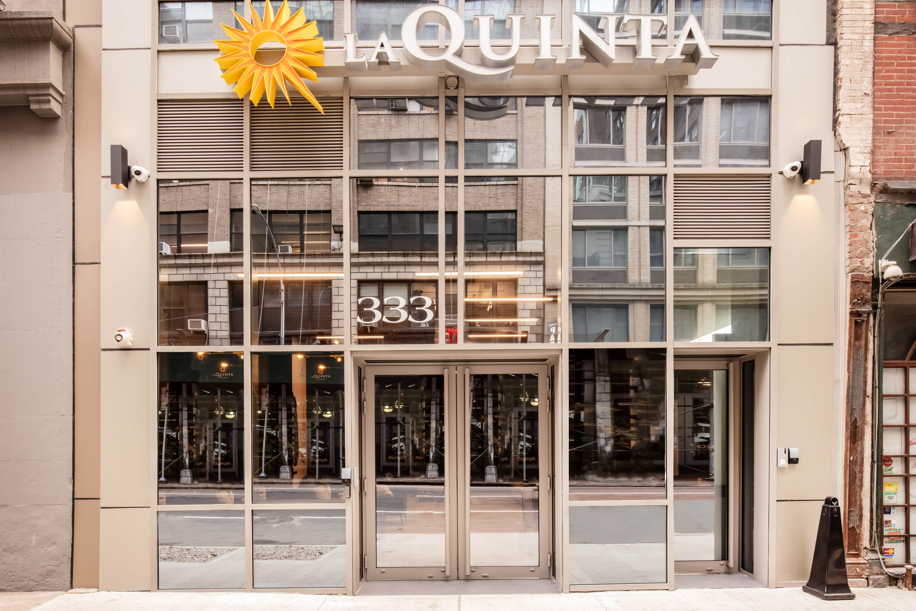 La Quinta Inn & Suites by Wyndham Times Square South | New ...