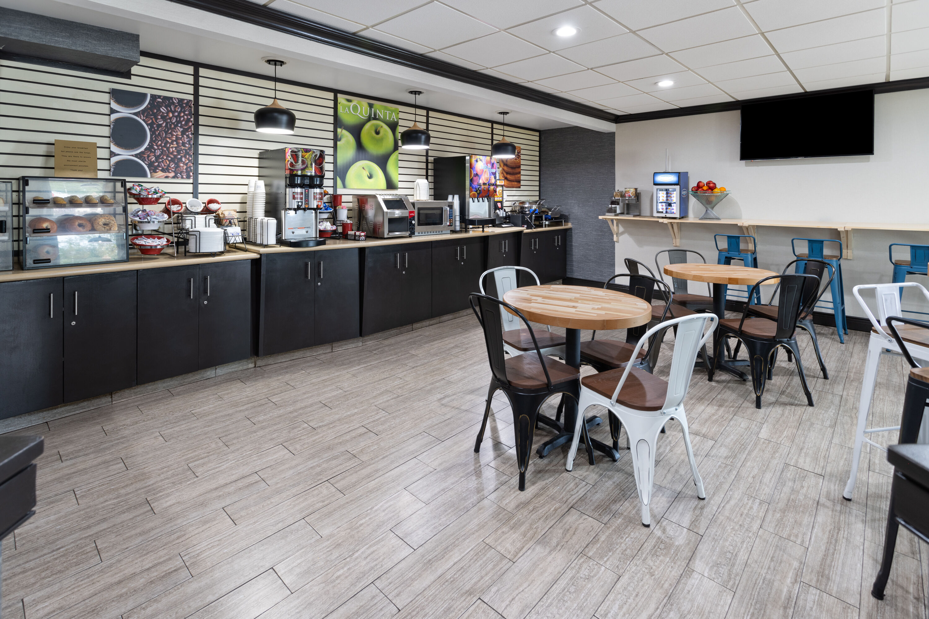 Free breakfast at La Quinta Inn by Wyndham Buffalo Airport in Williamsville, New York