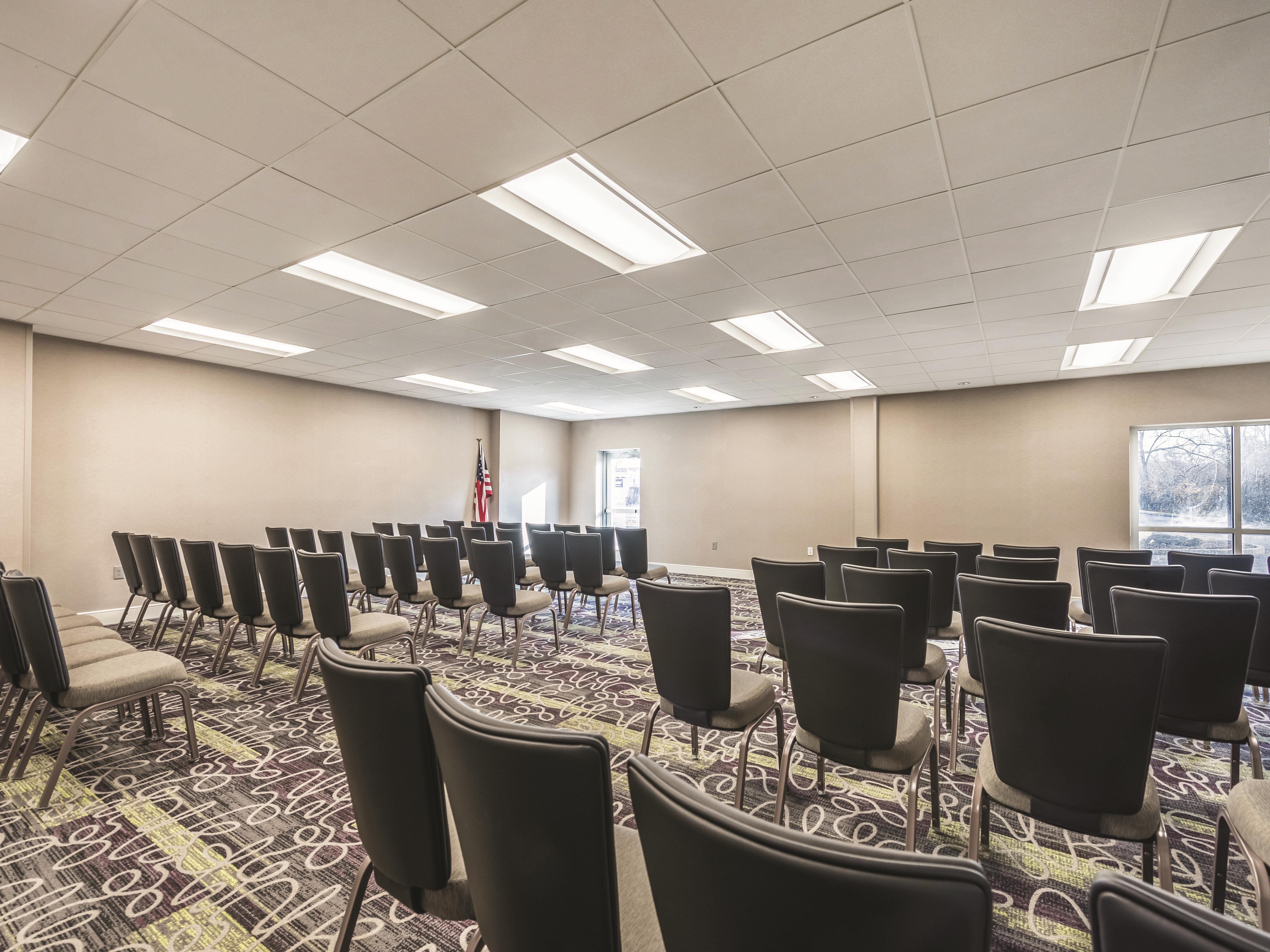Meeting room at La Quinta Inn & Suites by Wyndham Cincinnati Sharonville in Cincinnati, Ohio