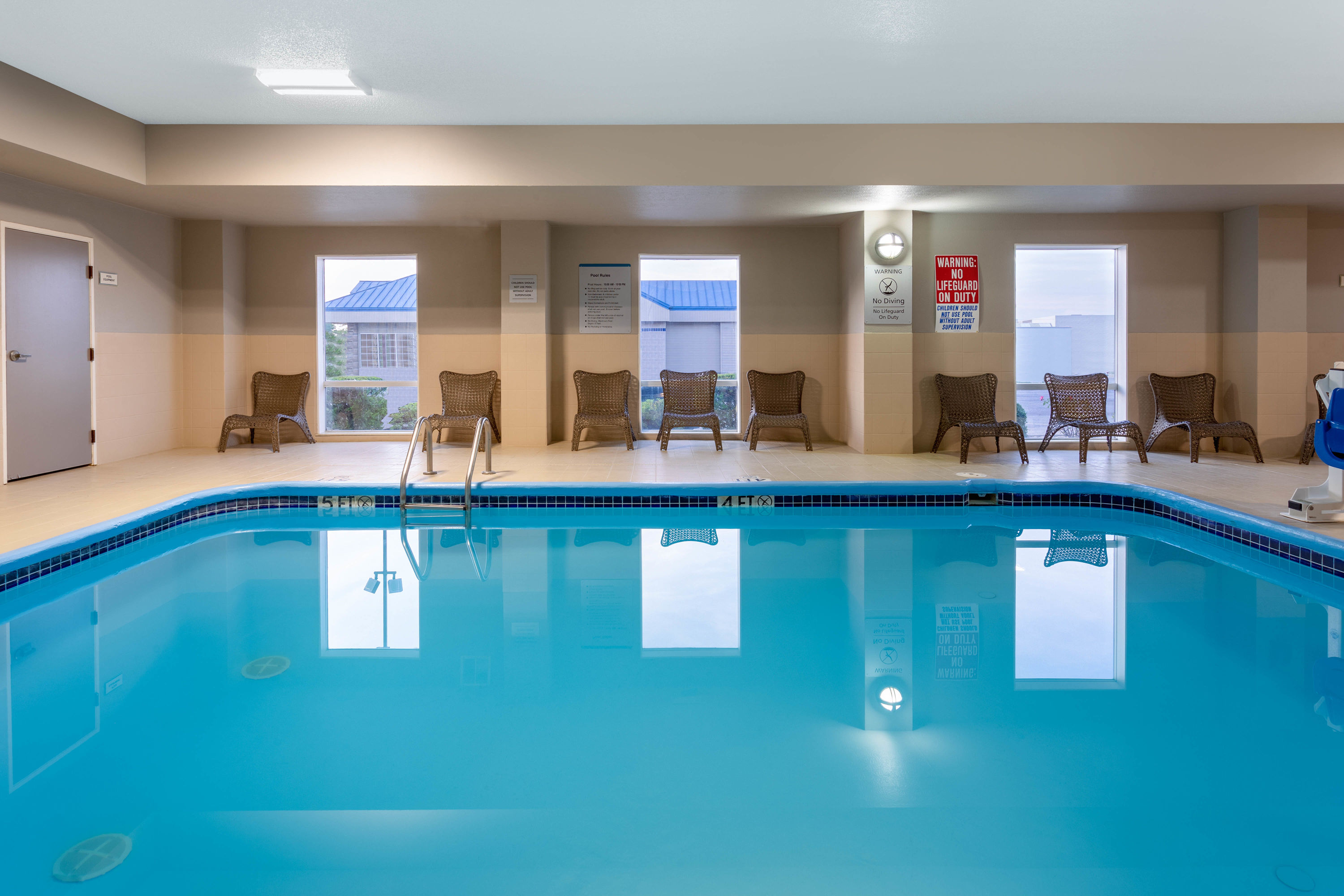Indoor pool at the La Quinta Inn & Suites by Wyndham Columbus West - Hilliard in Columbus, Ohio