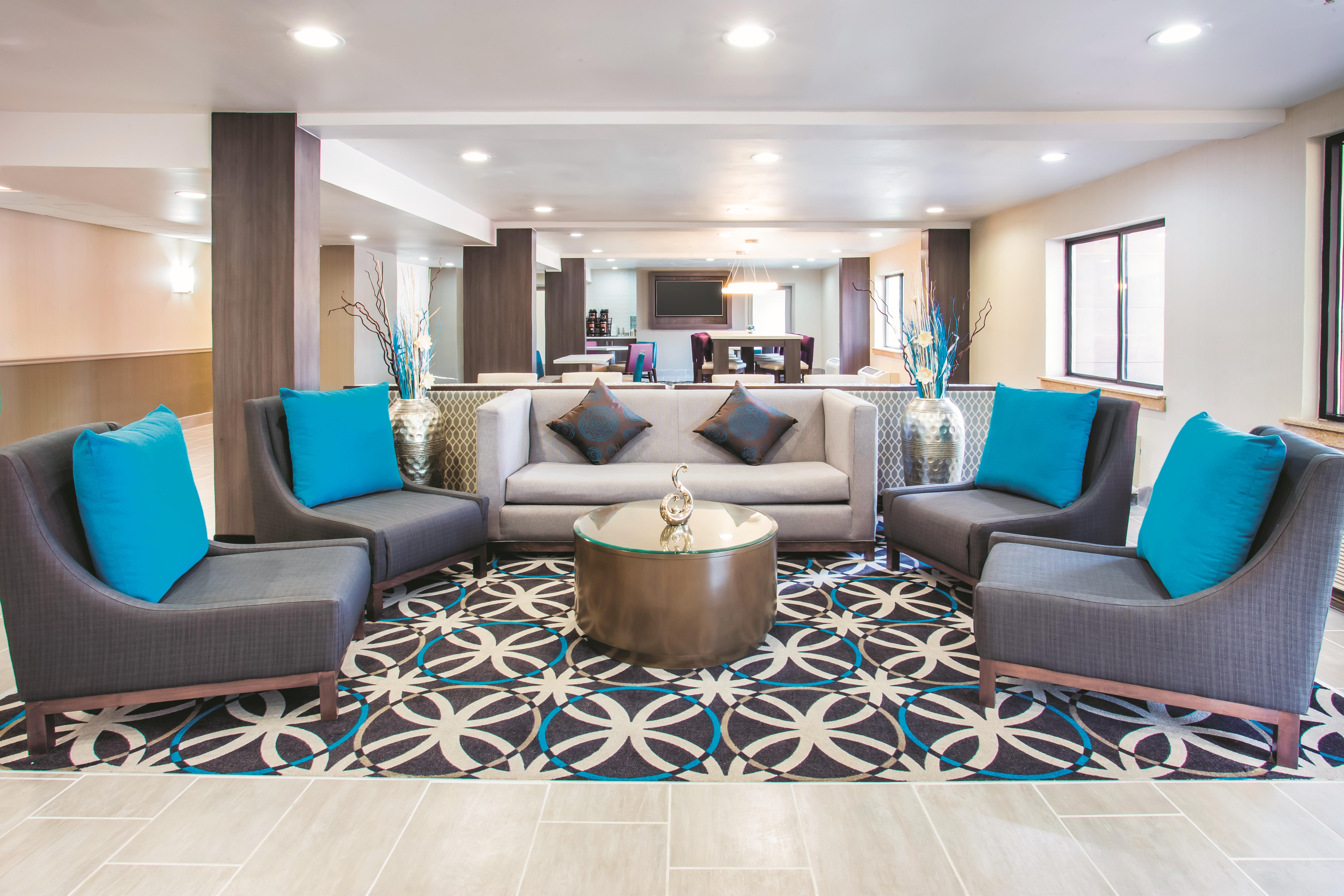 La Quinta Inn Amp Suites By Wyndham Cincinnati Ne Mason