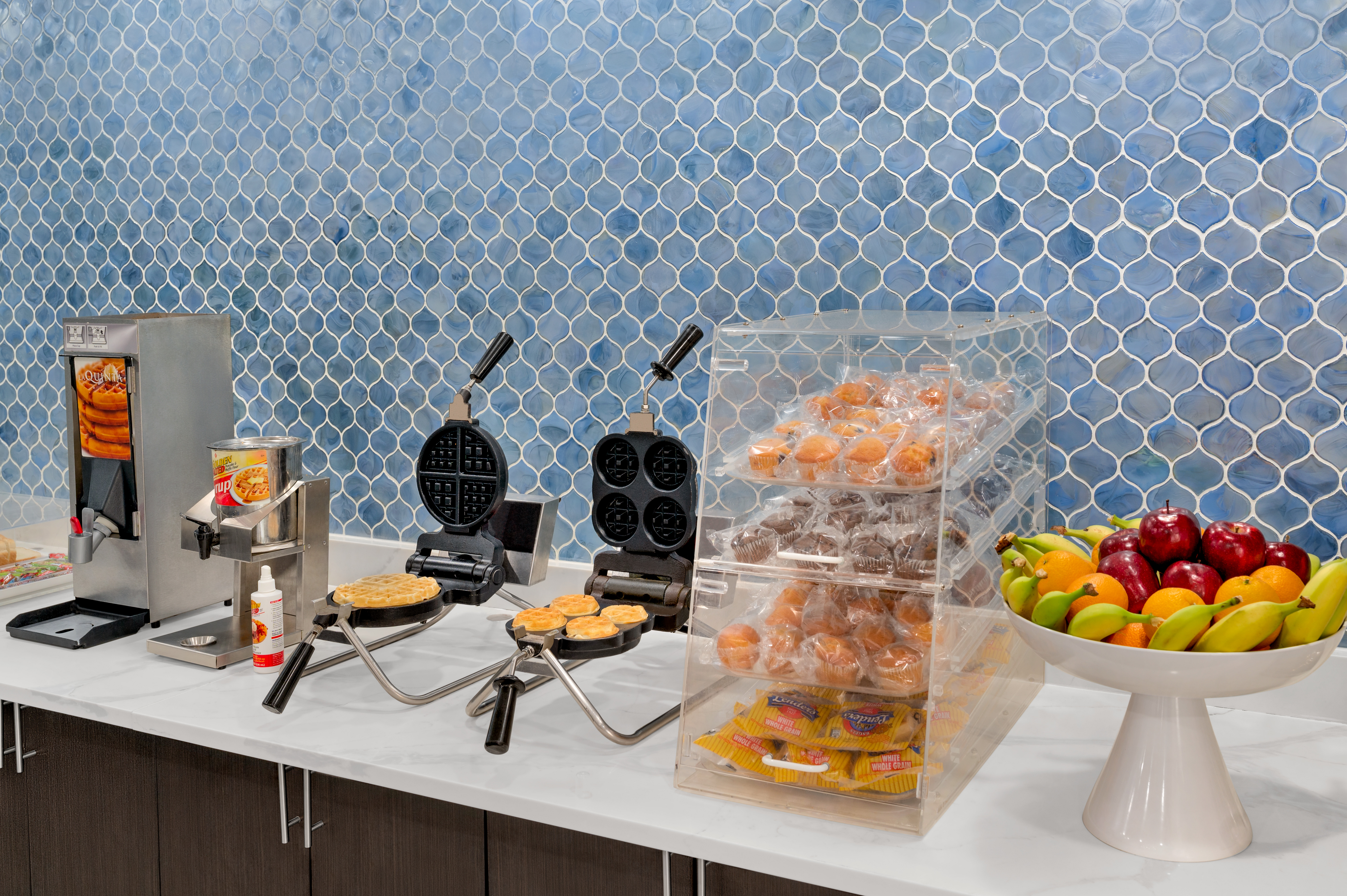 Free breakfast at La Quinta Inn by Wyndham Columbus Airport Area in Reynoldsburg, Ohio