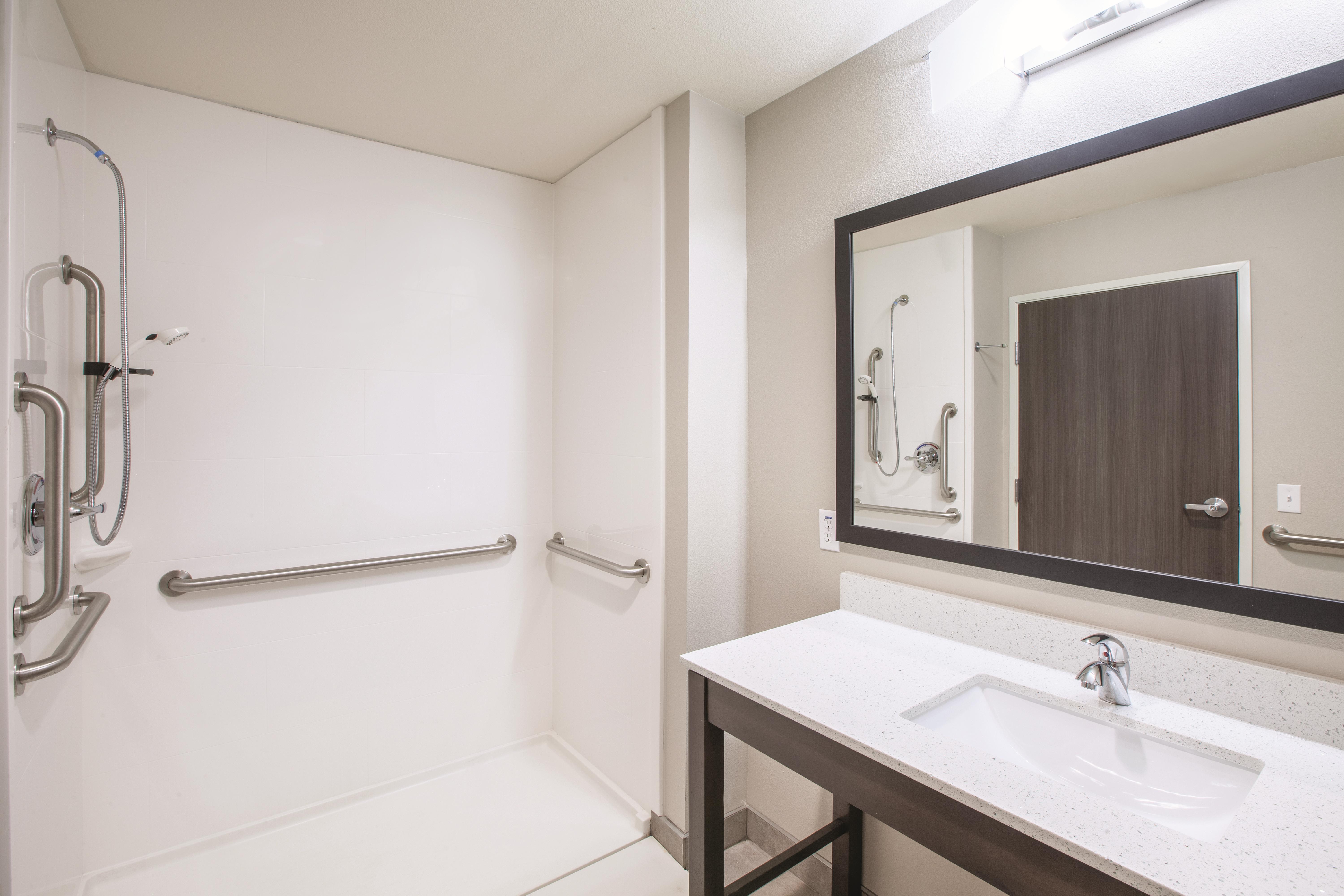 Guest room at the La Quinta Inn & Suites by Wyndham Tulsa Broken Arrow in Broken Arrow, Oklahoma