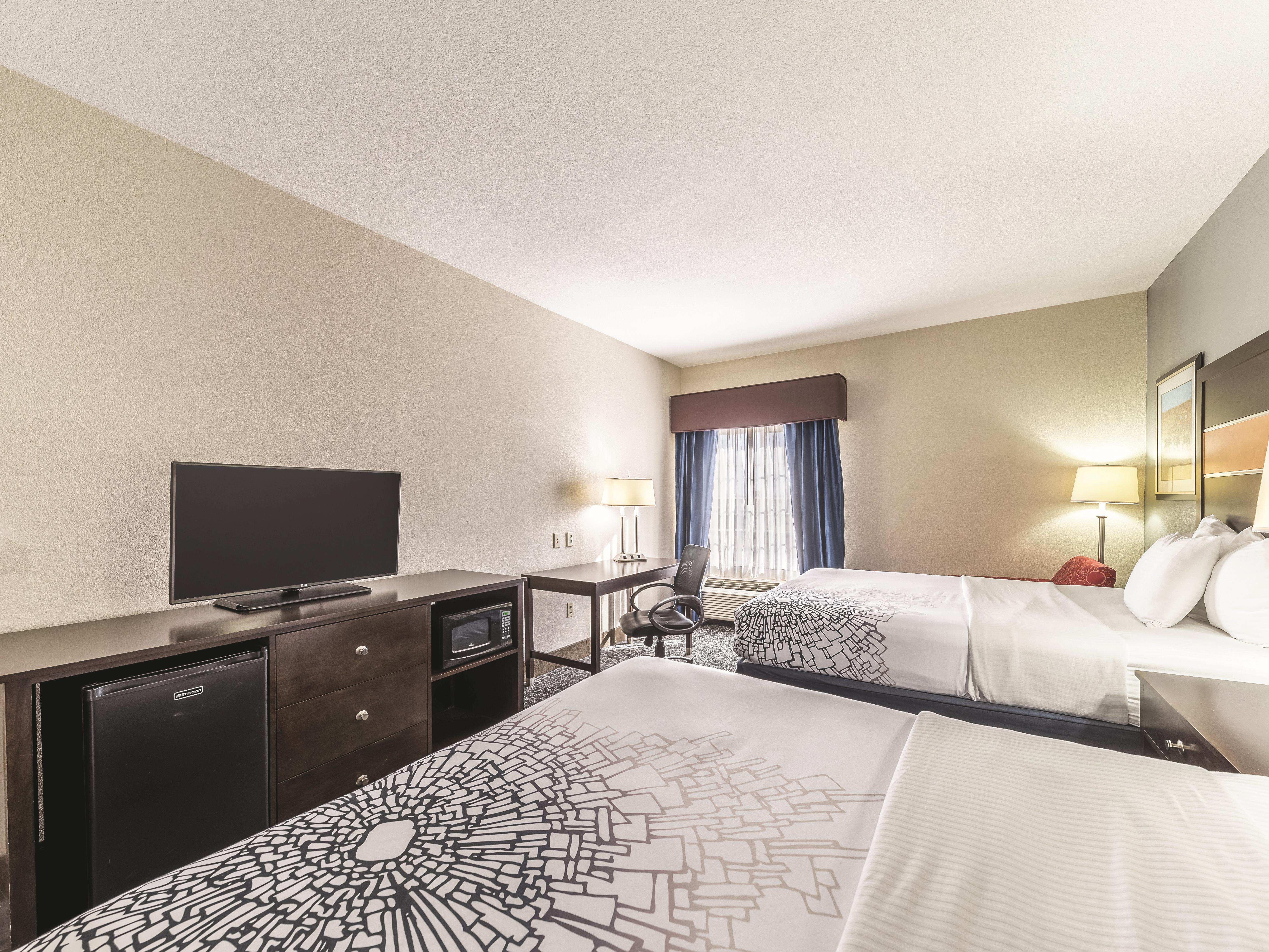 Guest room at the La Quinta Inn & Suites by Wyndham - Tulsa - Catoosa Route 66 in Catoosa, Oklahoma