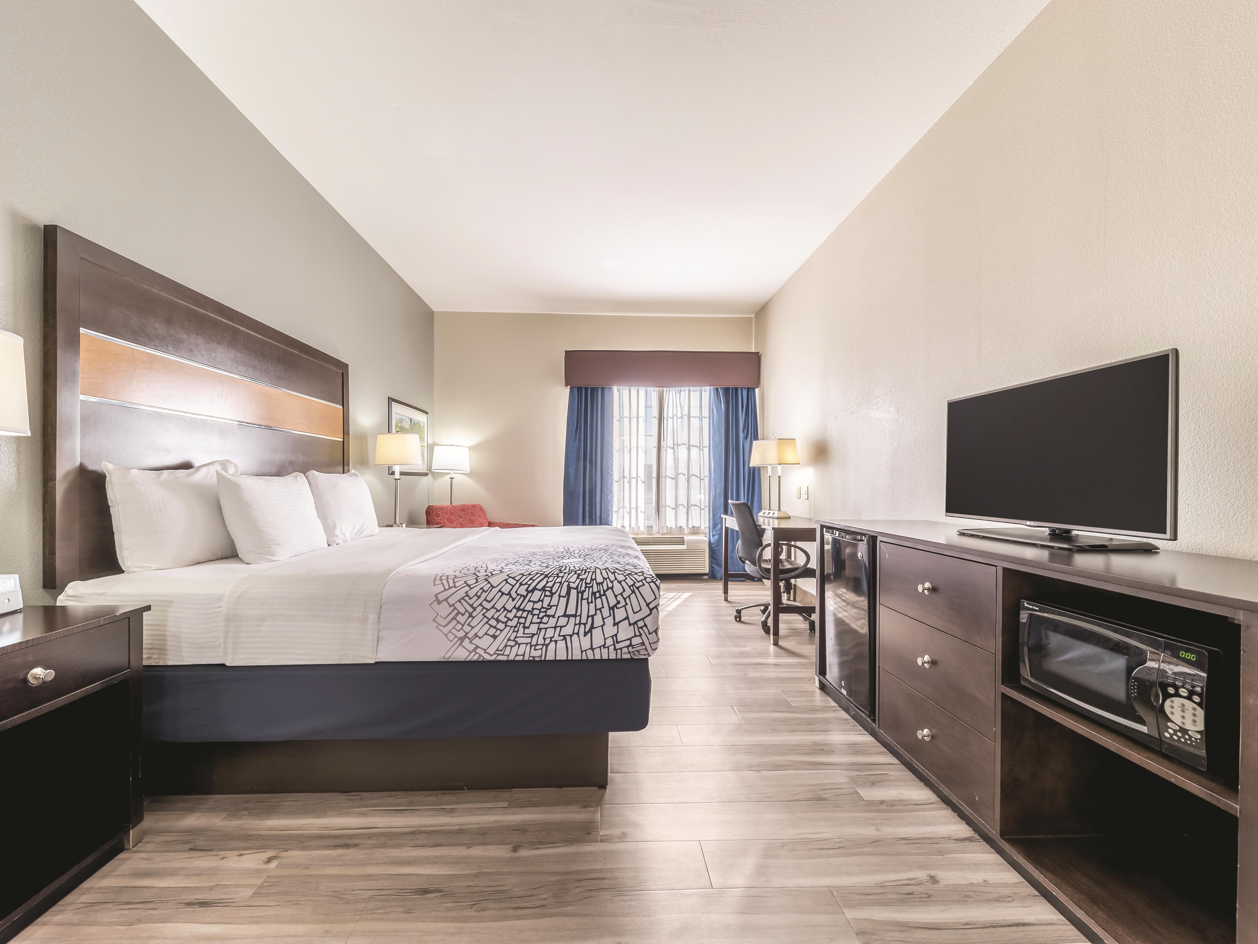 Guest room at the La Quinta Inn & Suites by Wyndham - Tulsa - Catoosa Route 66 in Catoosa, Oklahoma