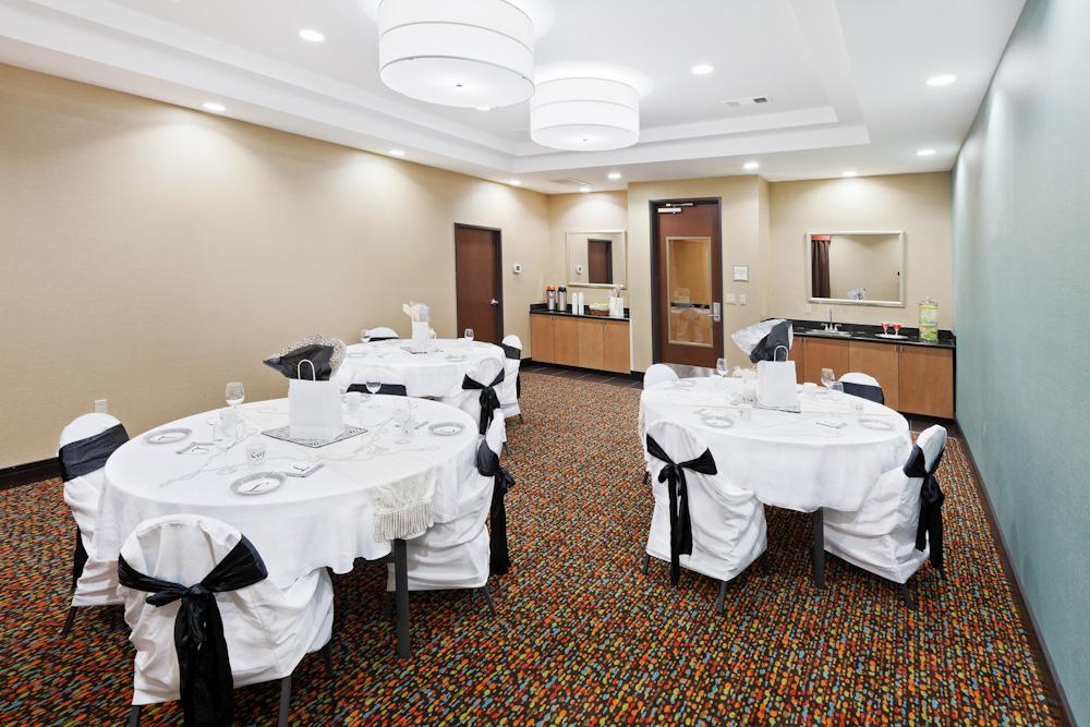 Meeting room at La Quinta Inn & Suites by Wyndham - Tulsa - Catoosa Route 66 in Catoosa, Oklahoma