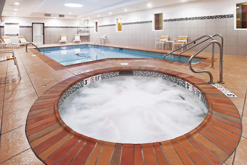 Pool at the La Quinta Inn & Suites by Wyndham - Tulsa - Catoosa Route 66 in Catoosa, Oklahoma