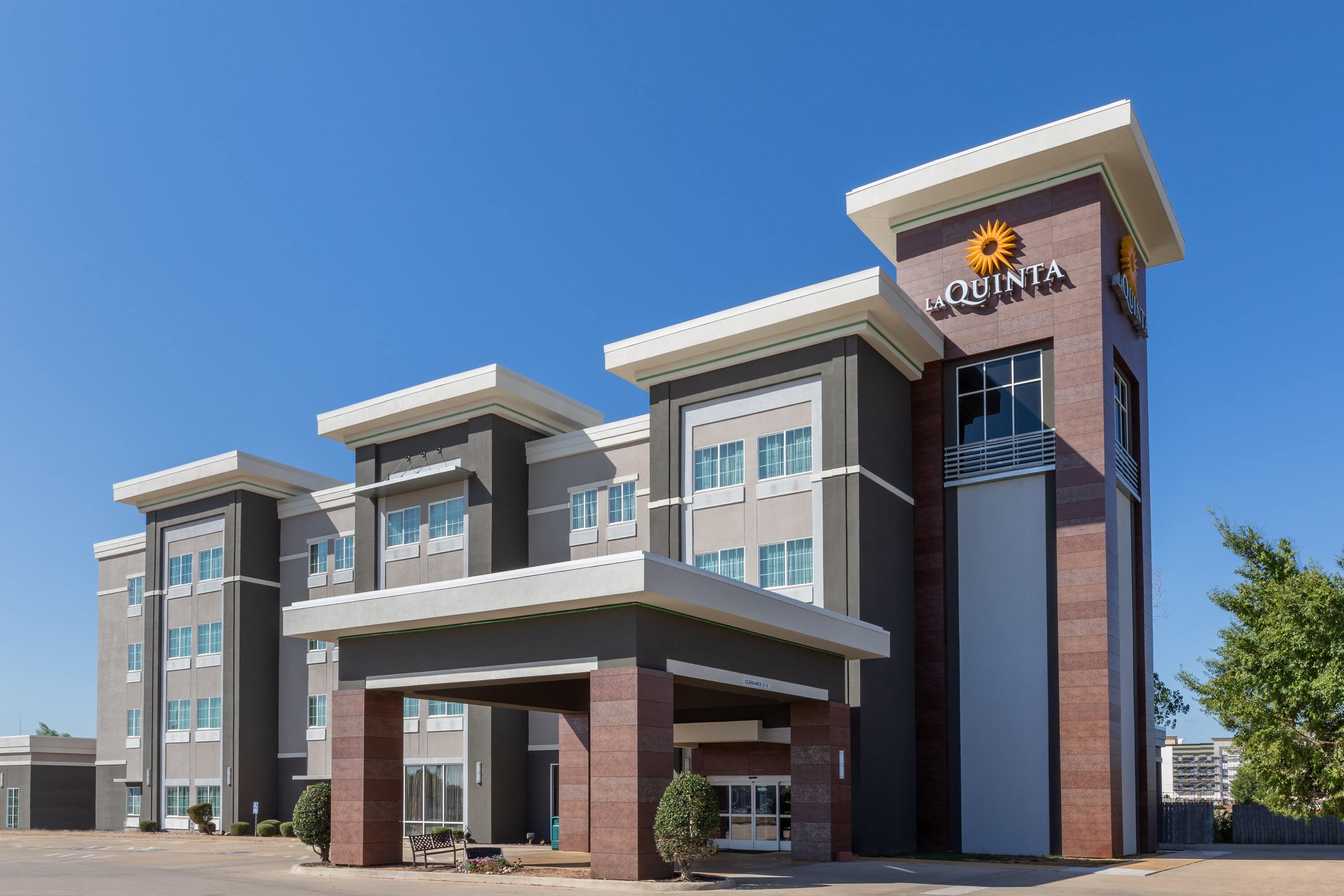 La Quinta Inn & Suites by Wyndham Durant Durant, OK Hotels
