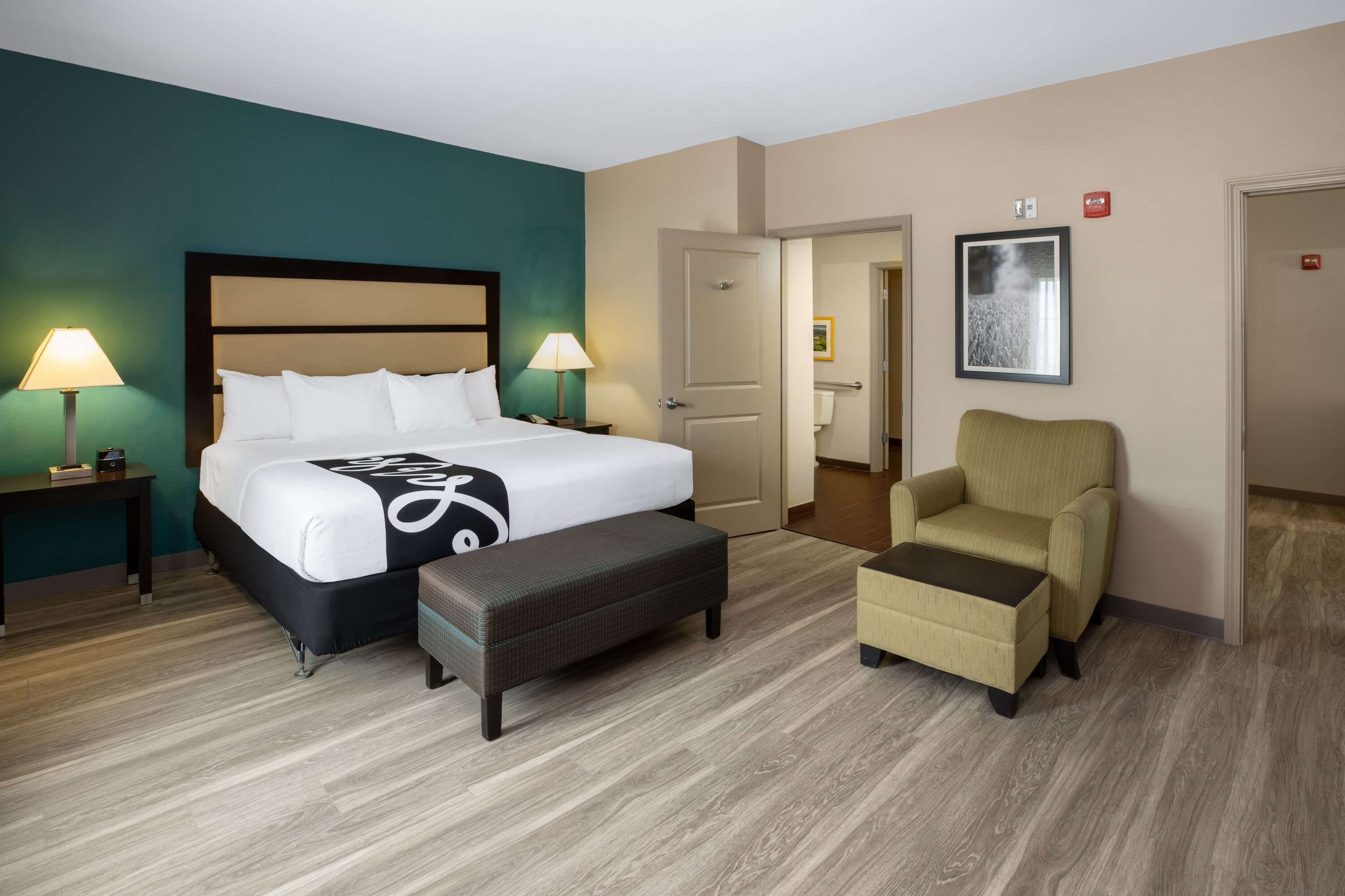 Guest room at the La Quinta Inn & Suites by Wyndham Durant in Durant, Oklahoma