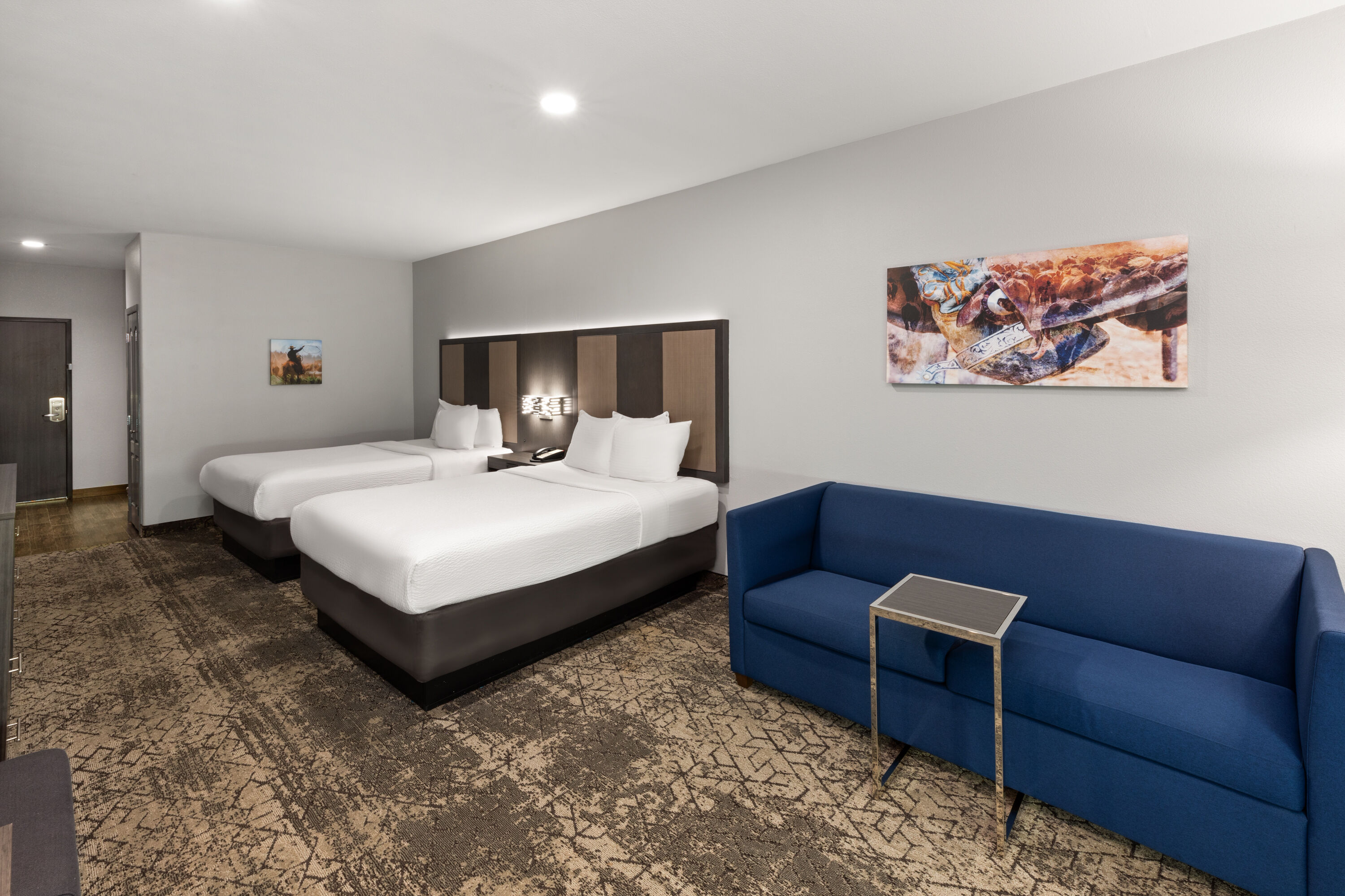 La Quinta Inn & Suites by Wyndham McAlester suite in McAlester, Oklahoma