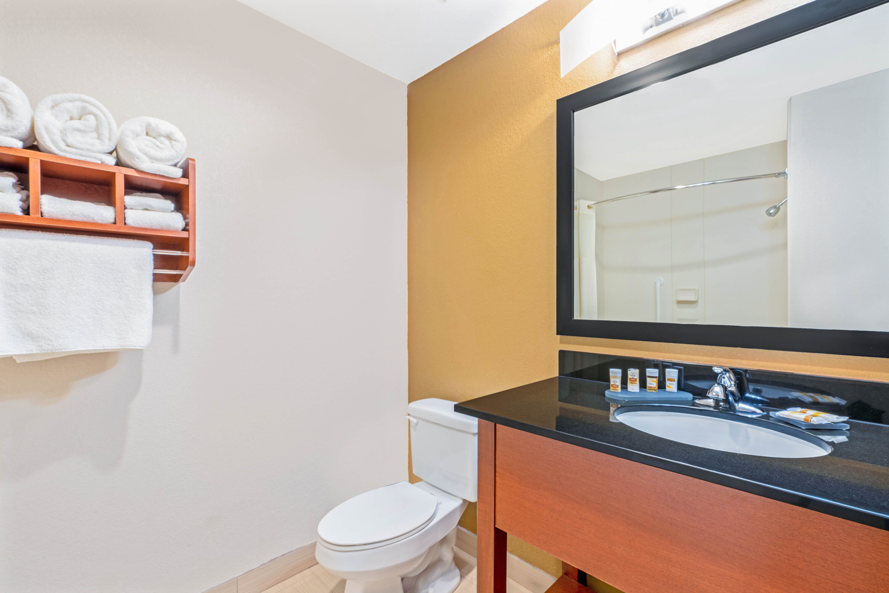 Guest room bath at the La Quinta Inn & Suites by Wyndham Midwest City - Tinker AFB in Midwest City, Oklahoma