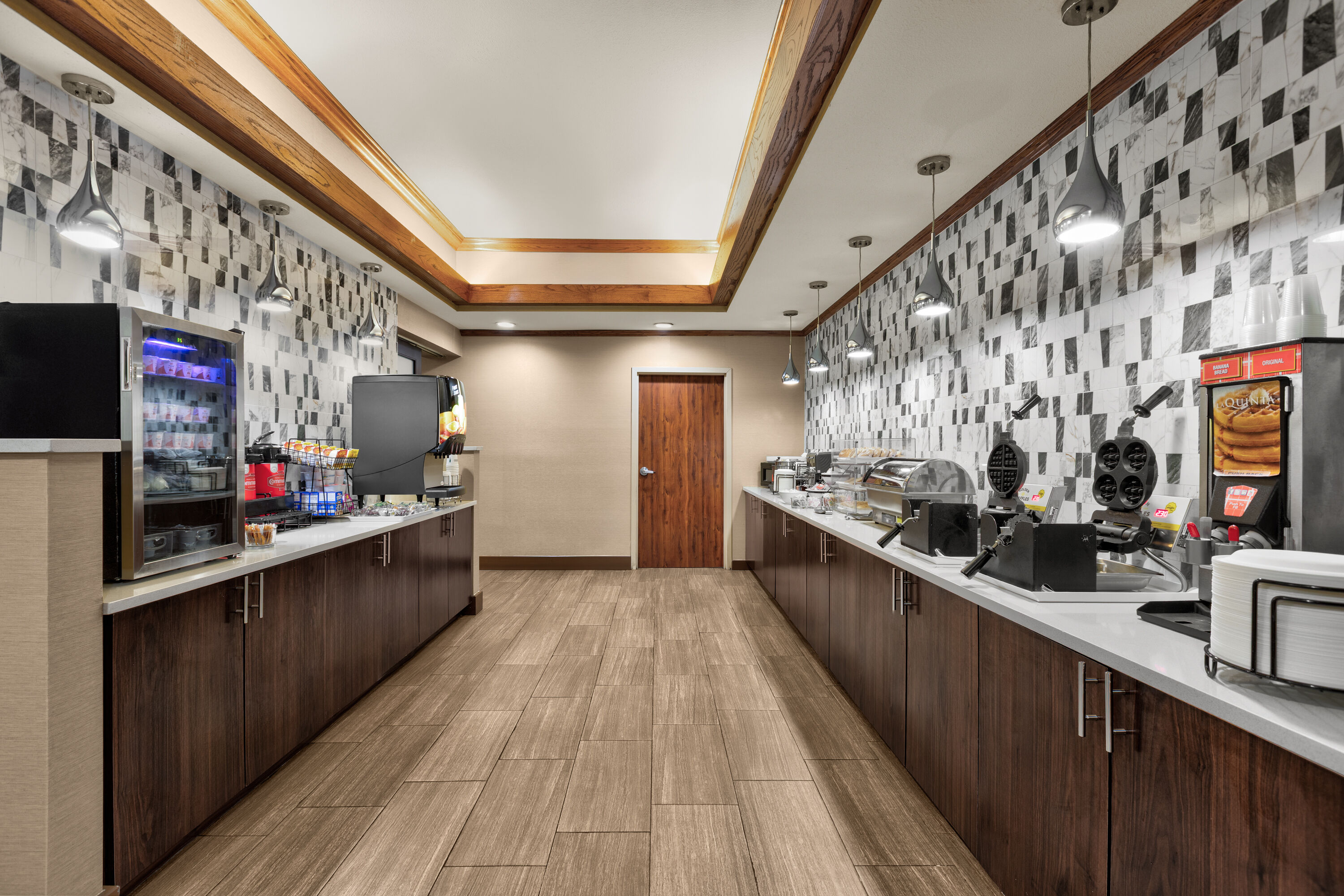 Free breakfast at La Quinta Inn & Suites by Wyndham Midwest City - Tinker AFB in Midwest City, Oklahoma