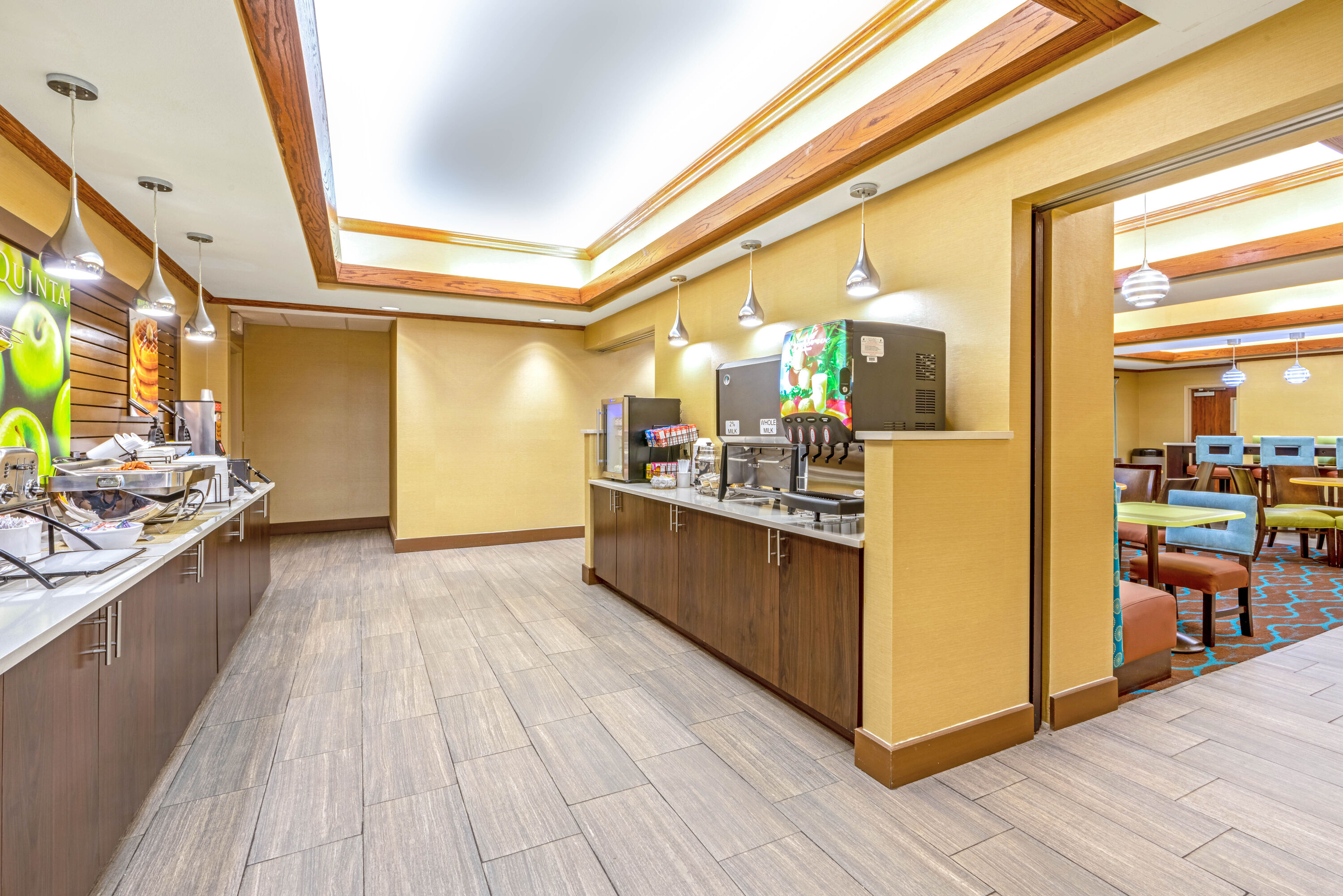 Free breakfast at La Quinta Inn & Suites by Wyndham Midwest City - Tinker AFB in Midwest City, Oklahoma