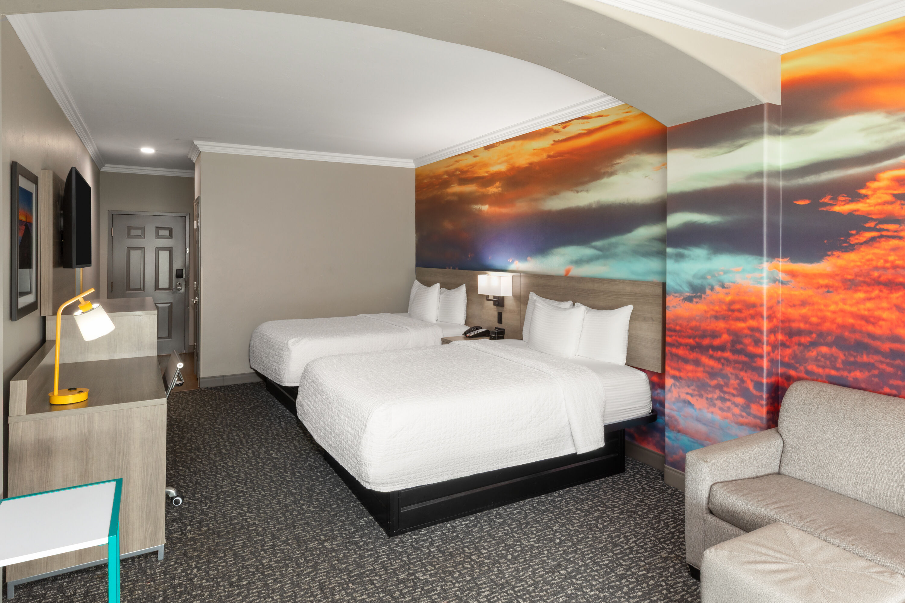 La Quinta Inn & Suites by Wyndham Oklahoma City - Moore suite in Moore, Oklahoma