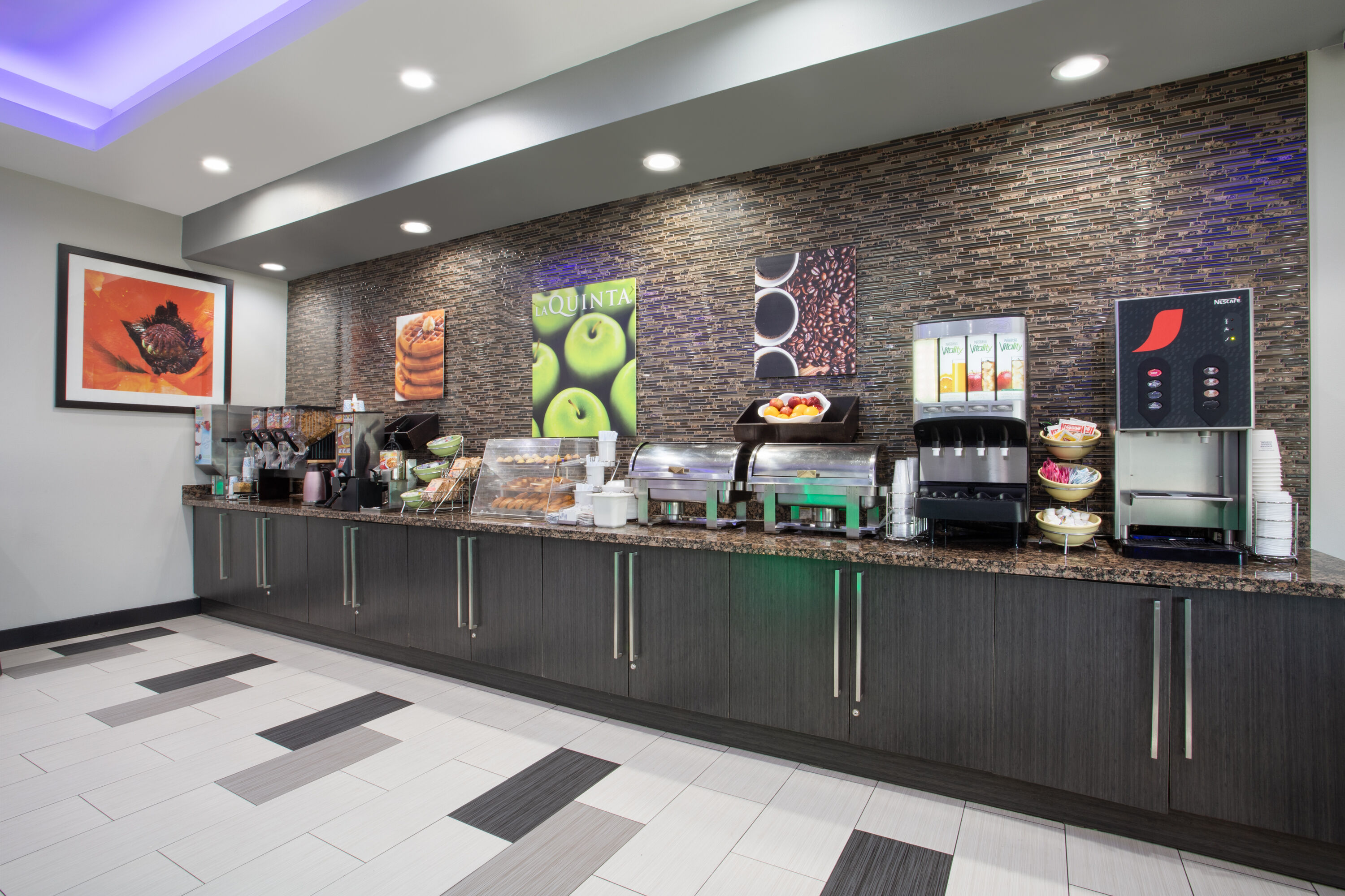 Free breakfast at La Quinta Inn & Suites by Wyndham Muskogee in Muskogee, Oklahoma