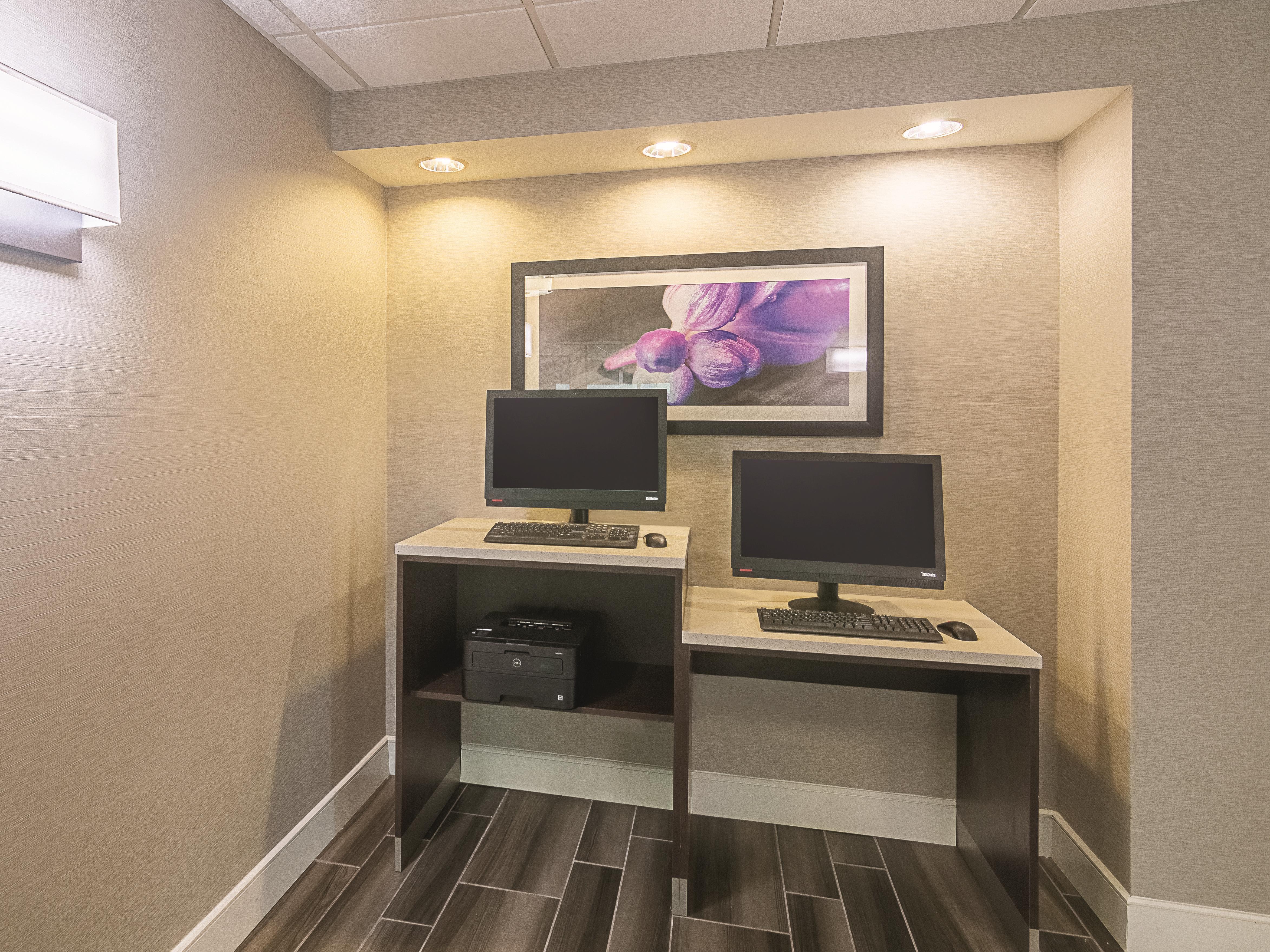 La Quinta Inn & Suites by Wyndham Oklahoma City Norman business center in Norman, Oklahoma