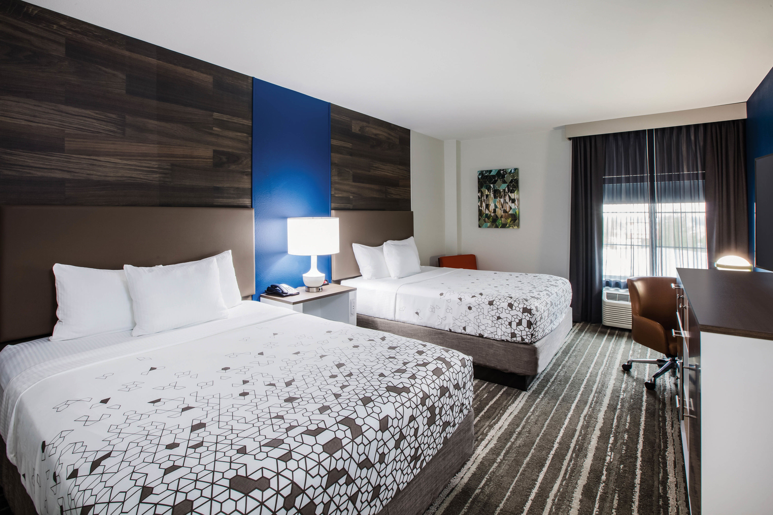 La Quinta Inn Amp Suites By Wyndham Owasso Owasso Ok Hotels