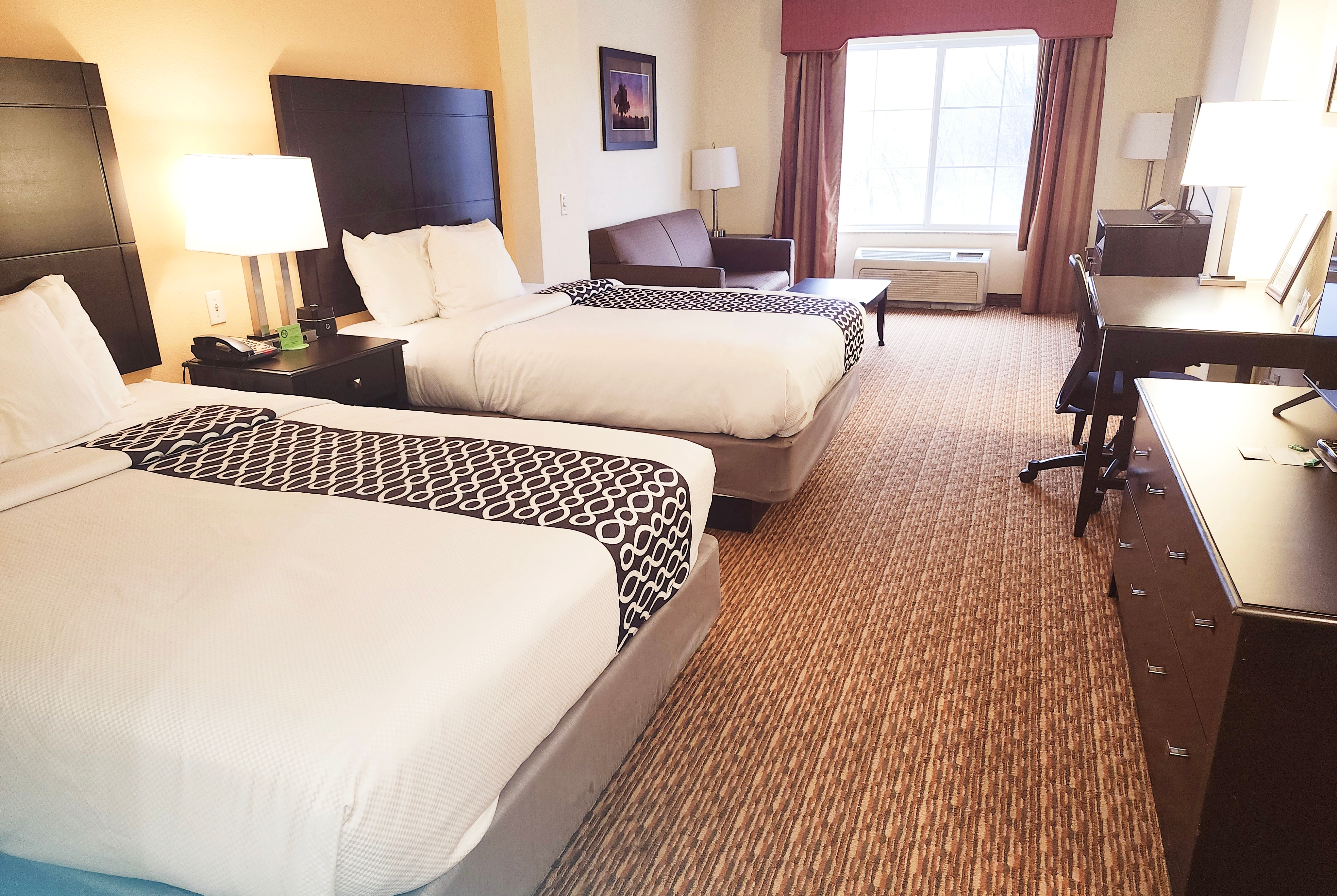 La Quinta Inn & Suites by Wyndham Stillwater-University Area suite in Stillwater, Oklahoma