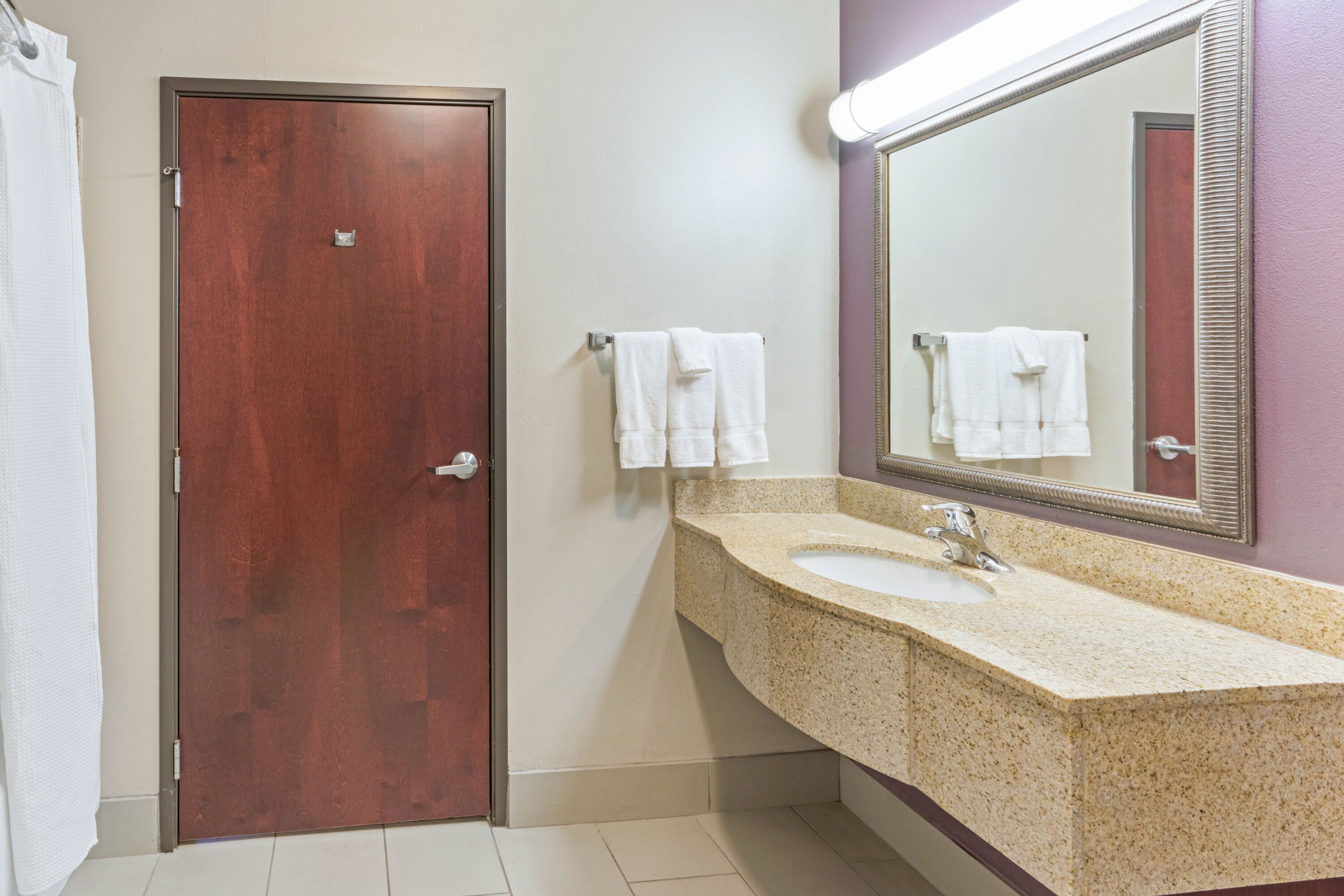 Guest room bath at the La Quinta Inn & Suites by Wyndham Oklahoma City -Yukon in Yukon, Oklahoma
