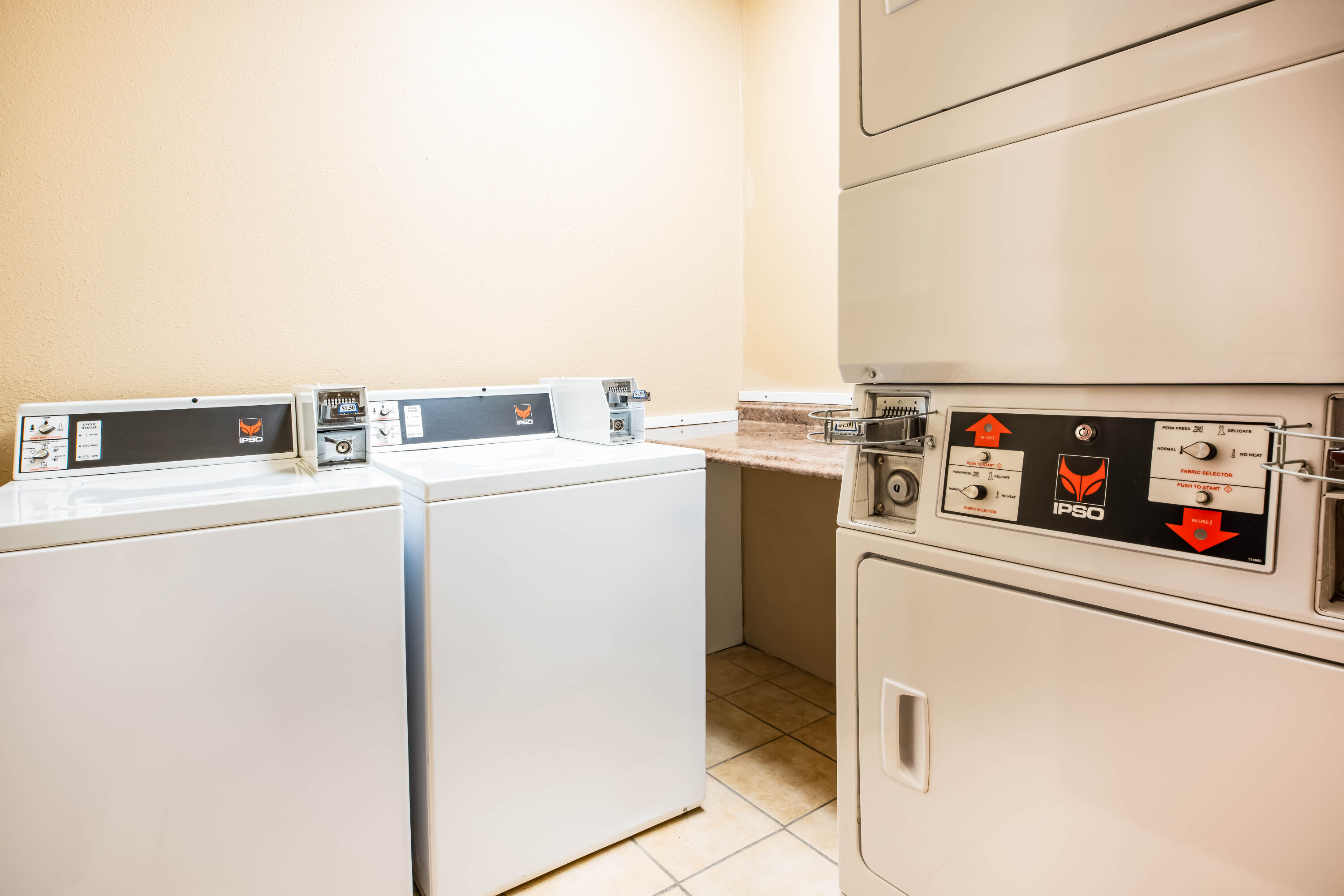 Laundry facilities at La Quinta Inn & Suites by Wyndham Portland Airport in Portland, Oregon