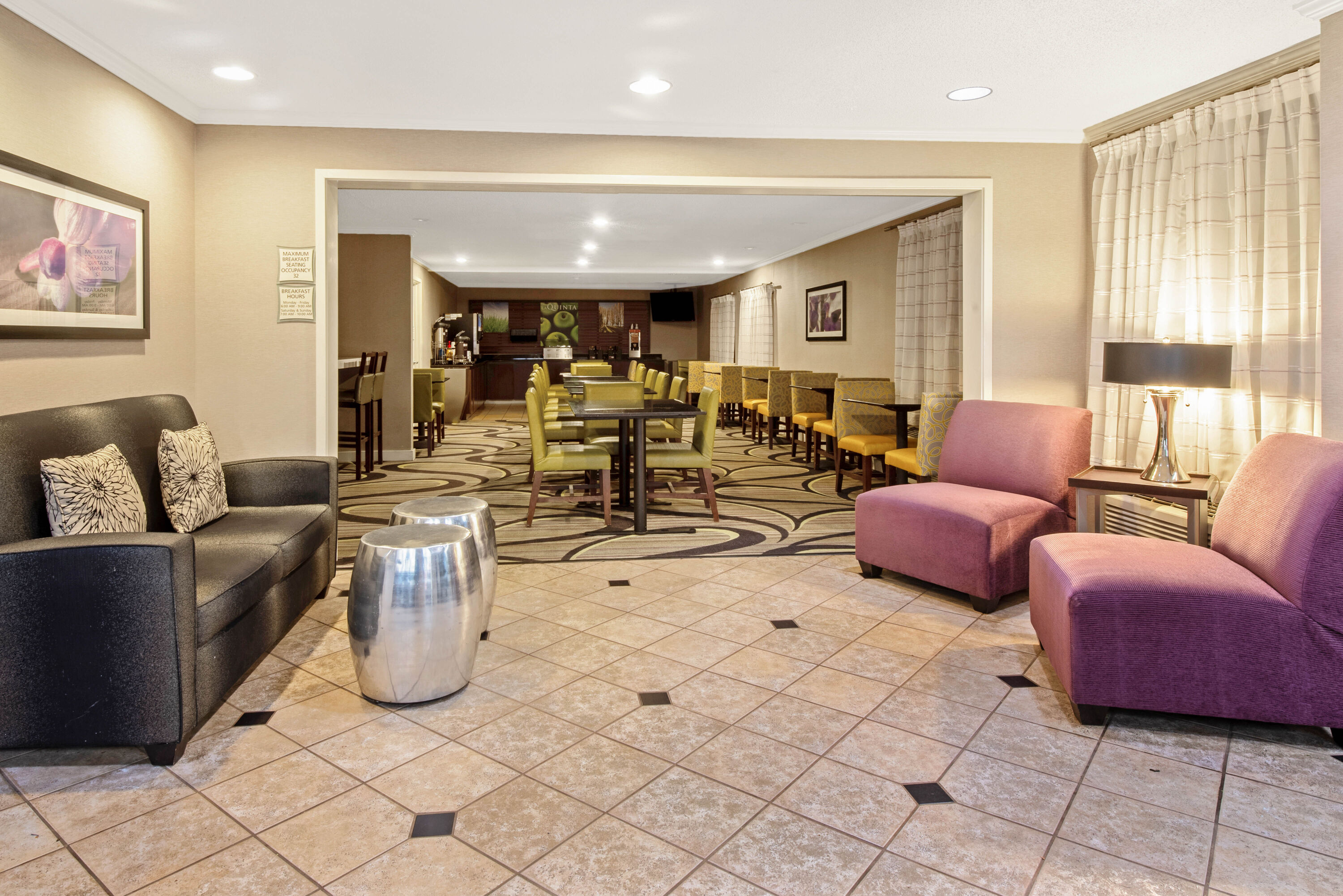 La Quinta Inn Suites By Wyndham Harrisburg Airport Hershey Harrisburg Pa Hotels