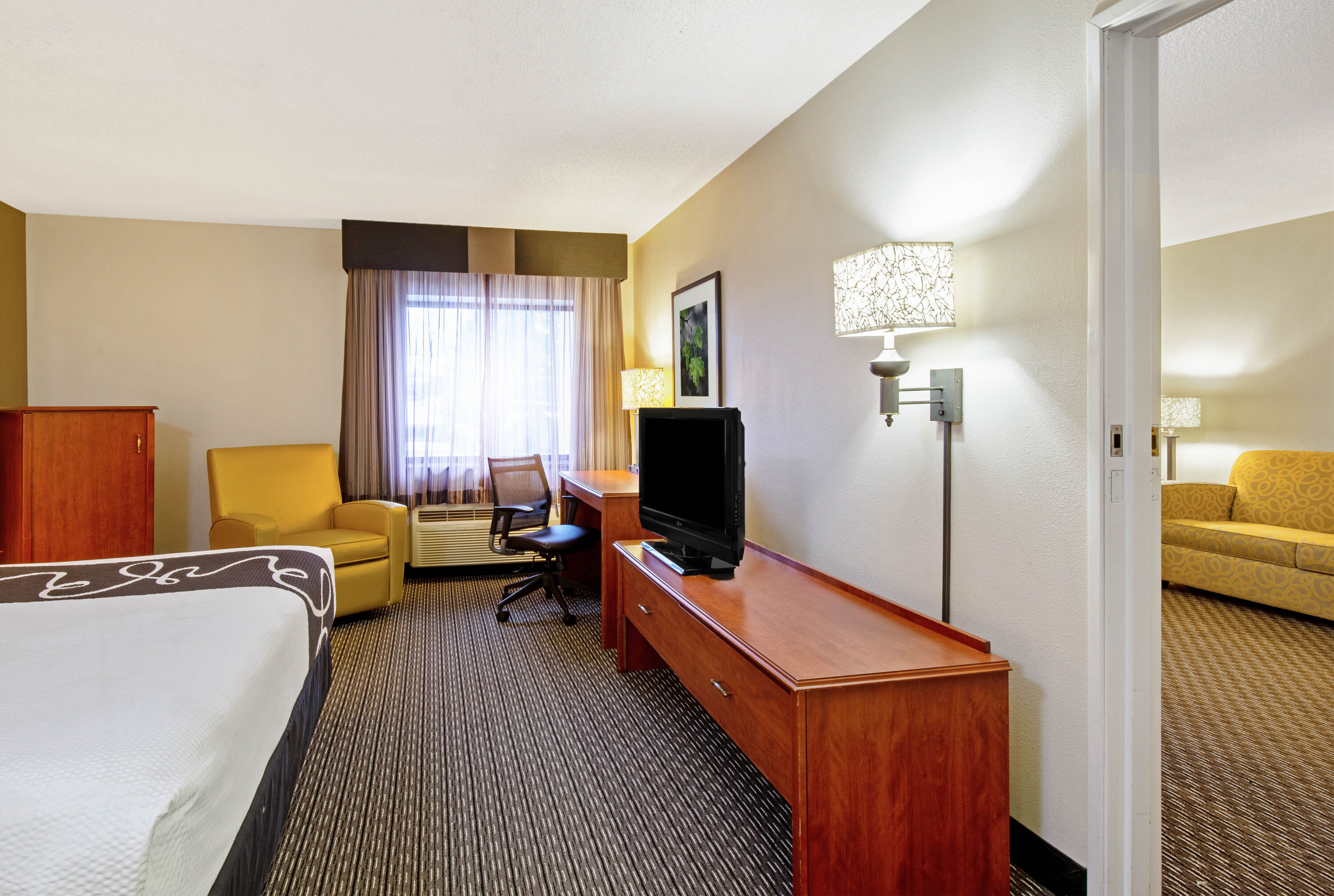 Harrisburg Airport Hotels Park And Fly www.wyndhamhotels.com