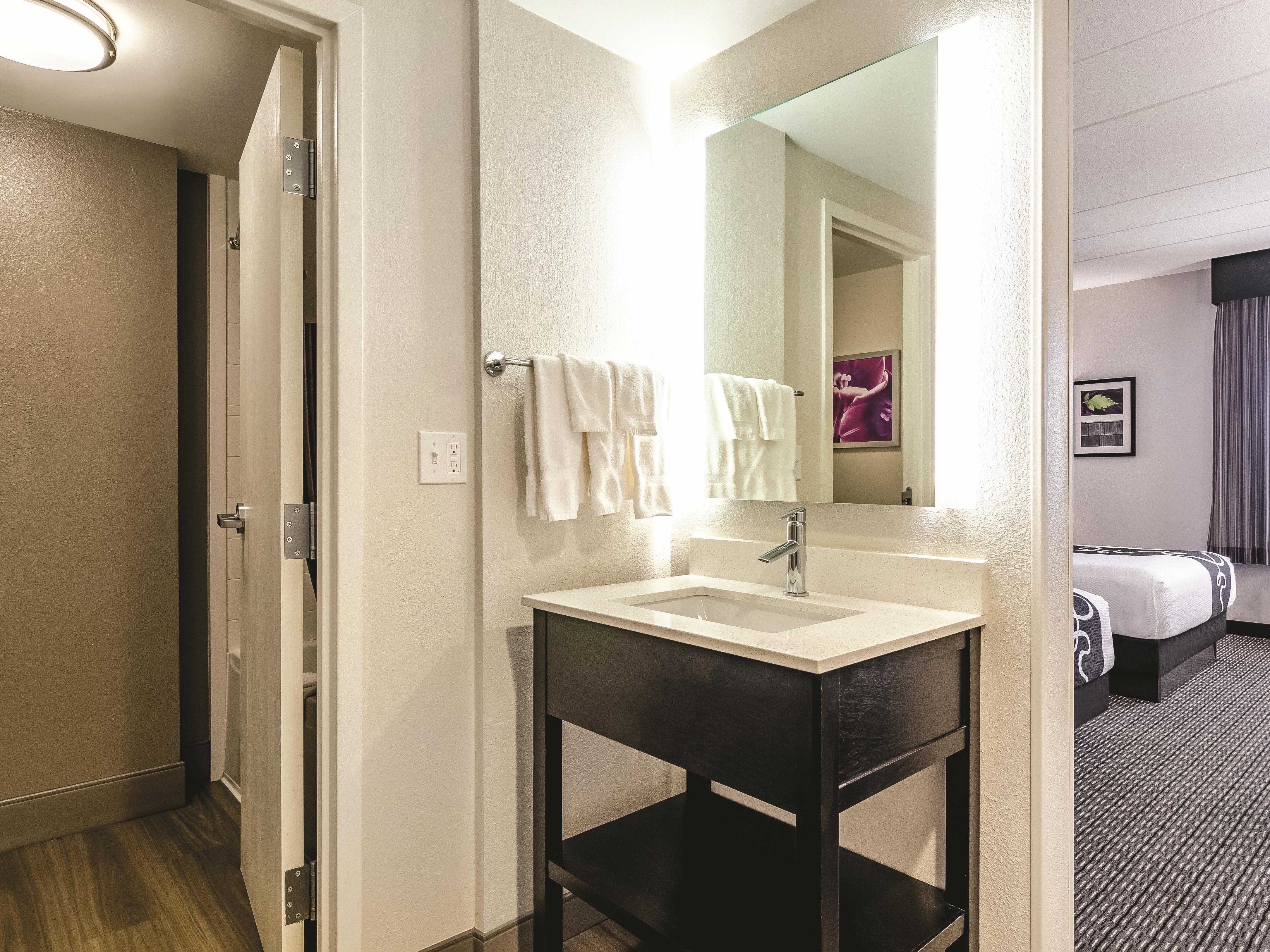 Guest room at the La Quinta Inn & Suites by Wyndham Warwick Providence Airport in Warwick, Rhode Island