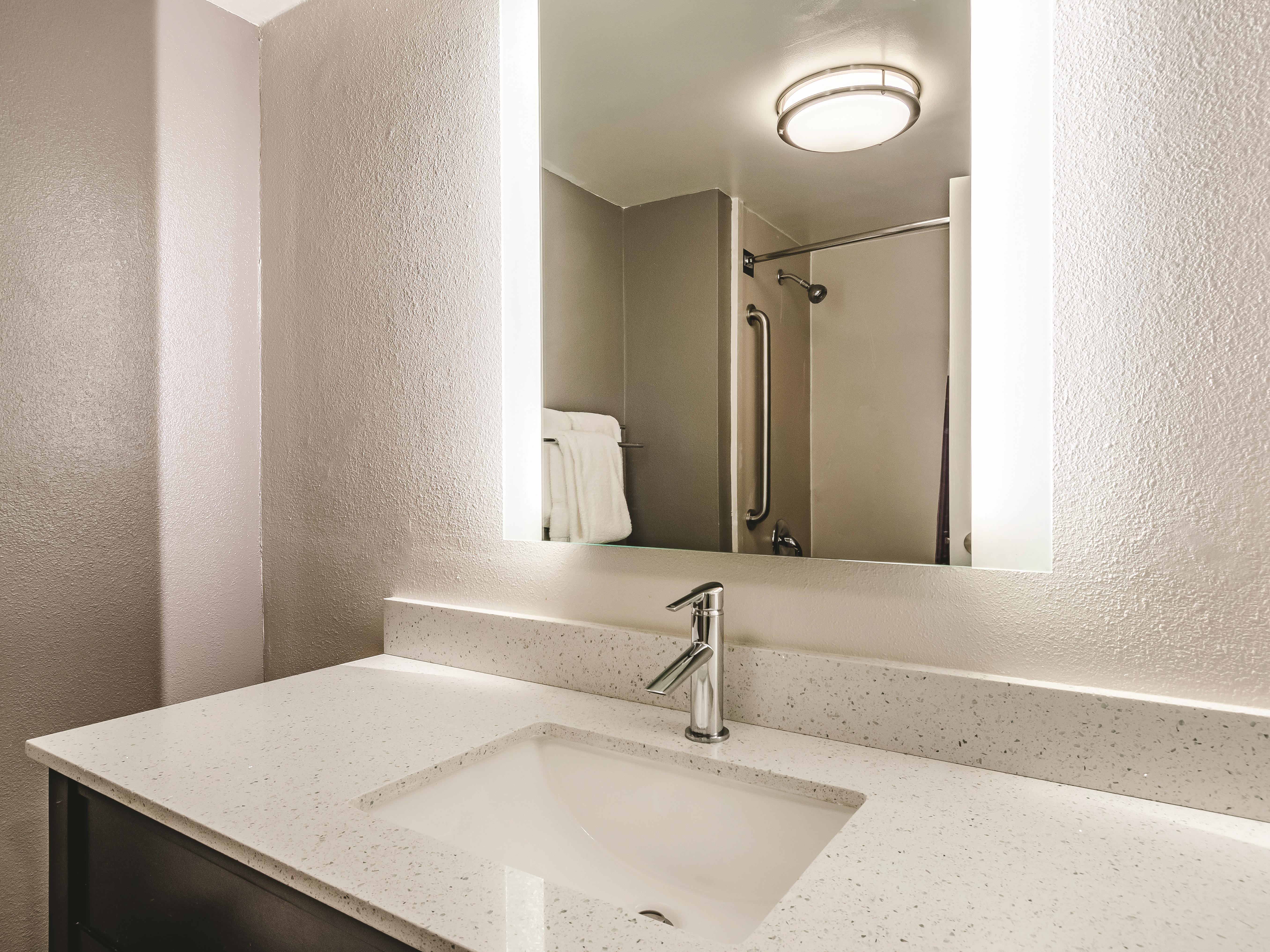 La Quinta Inn & Suites by Wyndham Warwick Providence Airport suite in Warwick, Rhode Island