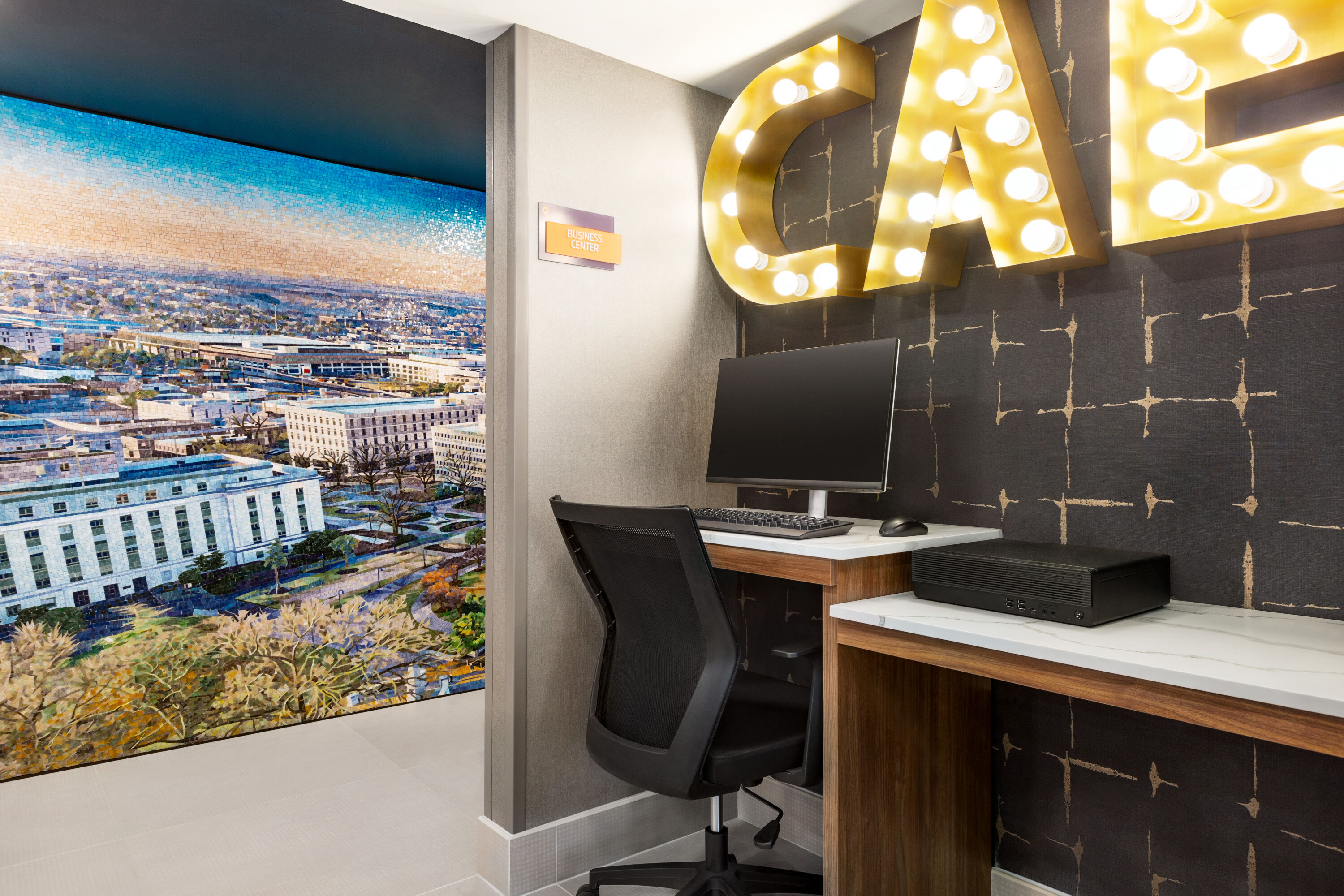 La Quinta Inn by Wyndham Columbia NE/Fort Jackson business center in Columbia, South Carolina