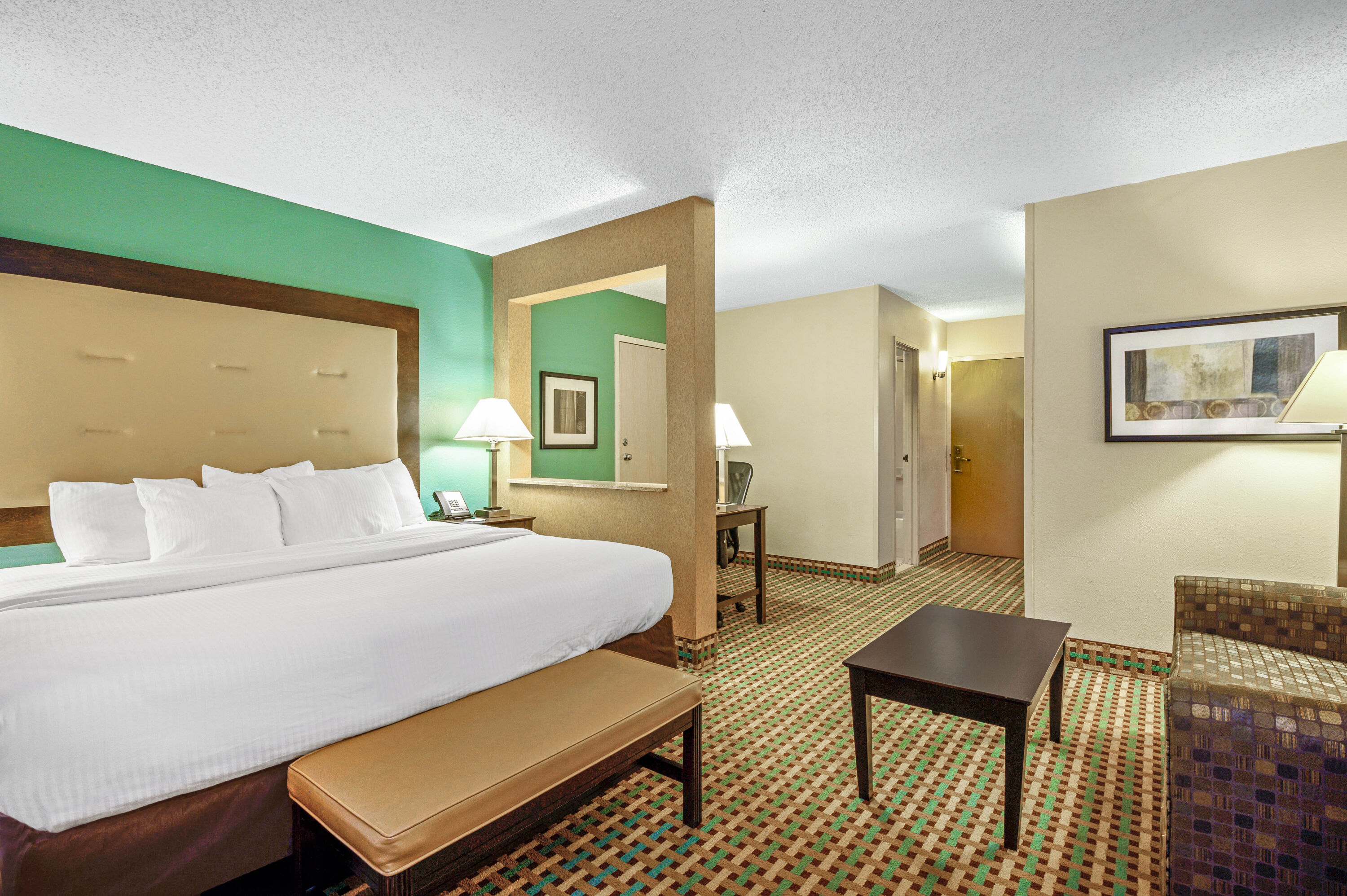 La Quinta Inn by Wyndham Columbia SE / Fort Jackson suite in Columbia, South Carolina