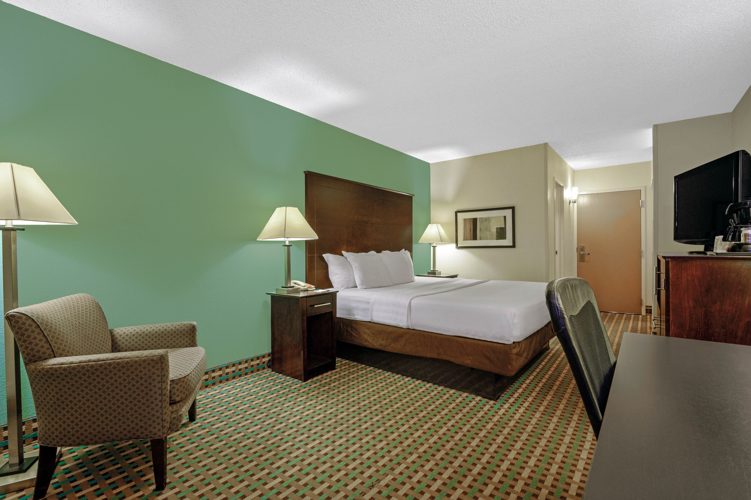 La Quinta Inn by Wyndham Columbia SE / Fort Jackson suite in Columbia, South Carolina