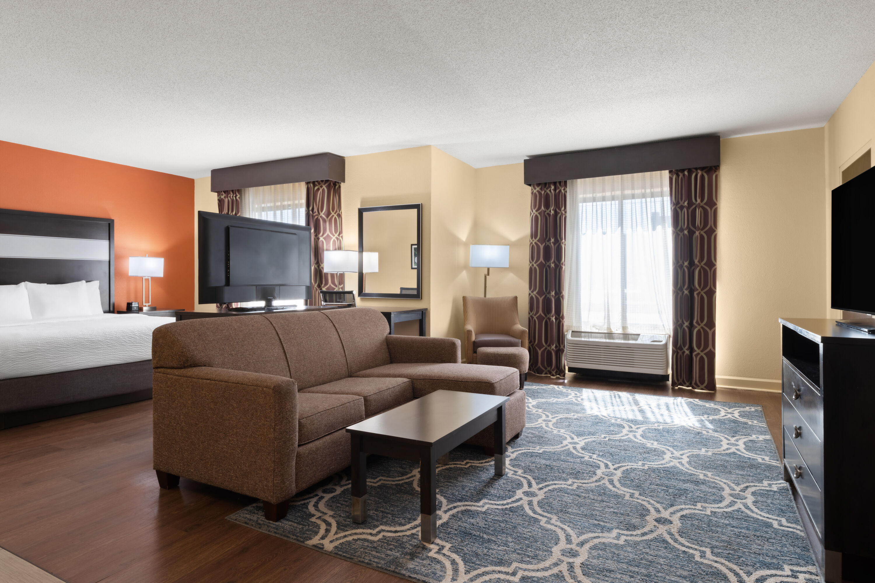 Guest room at the La Quinta Inn & Suites by Wyndham Florence in Florence, South Carolina