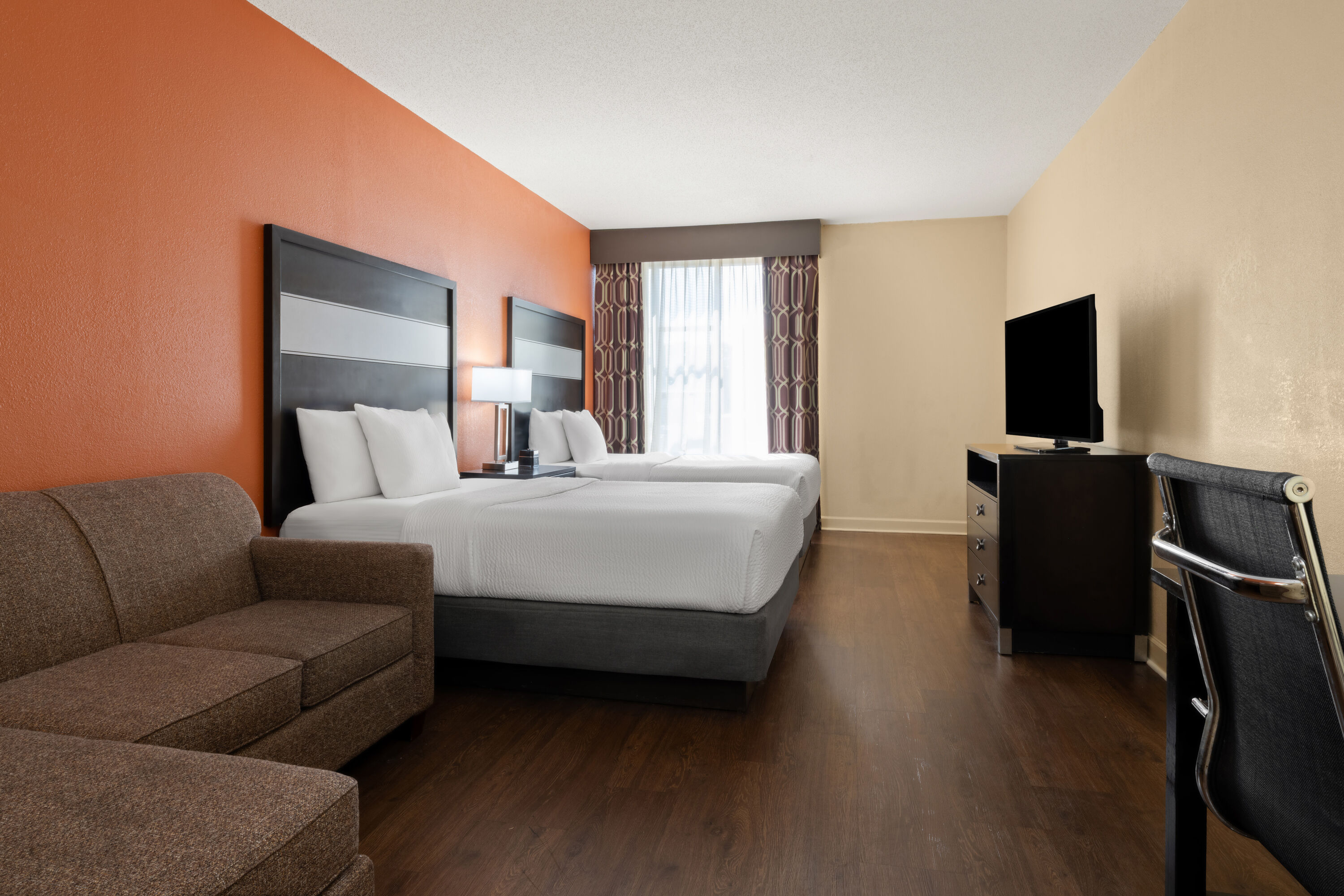 Guest room at the La Quinta Inn & Suites by Wyndham Florence in Florence, South Carolina