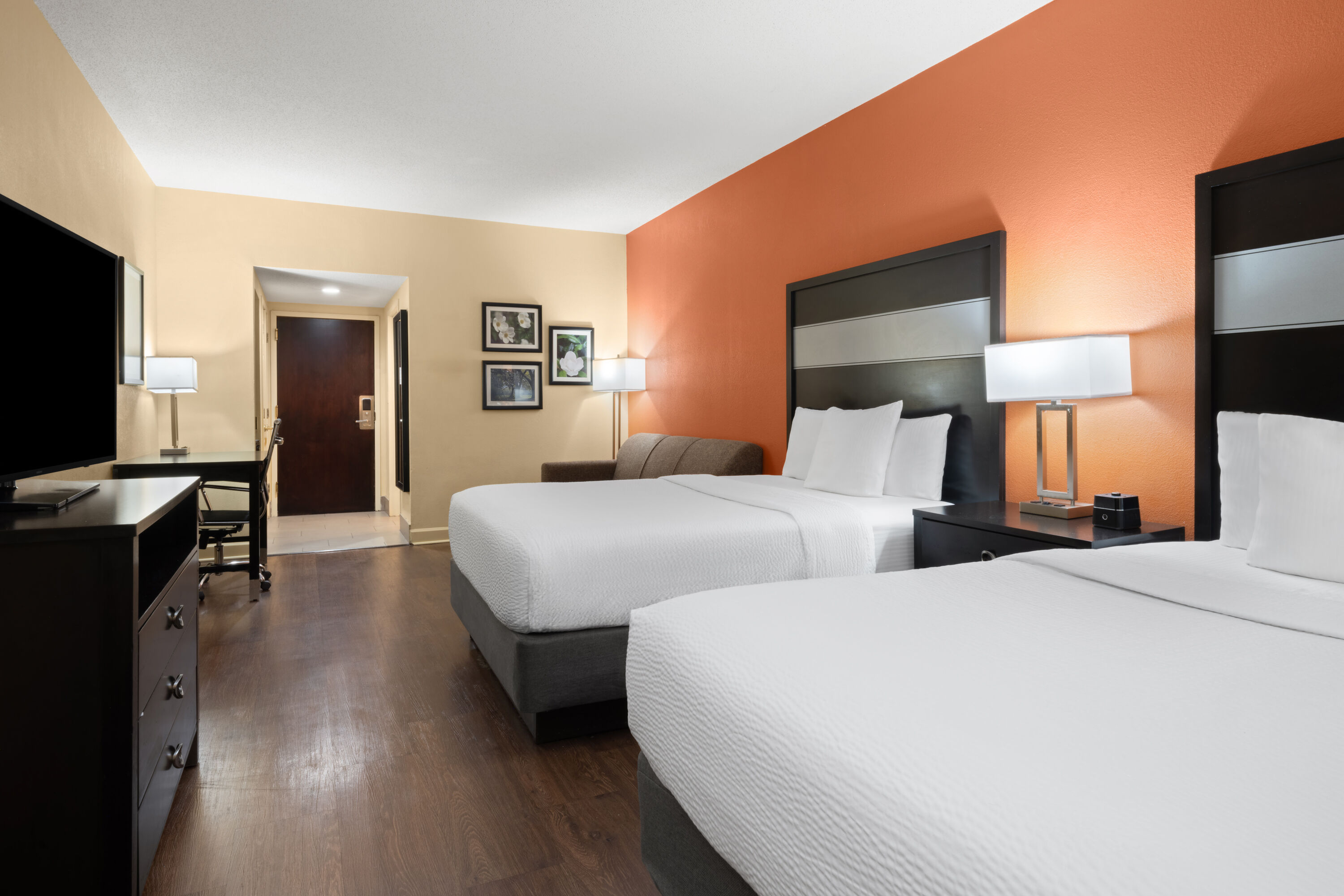 Guest room at the La Quinta Inn & Suites by Wyndham Florence in Florence, South Carolina