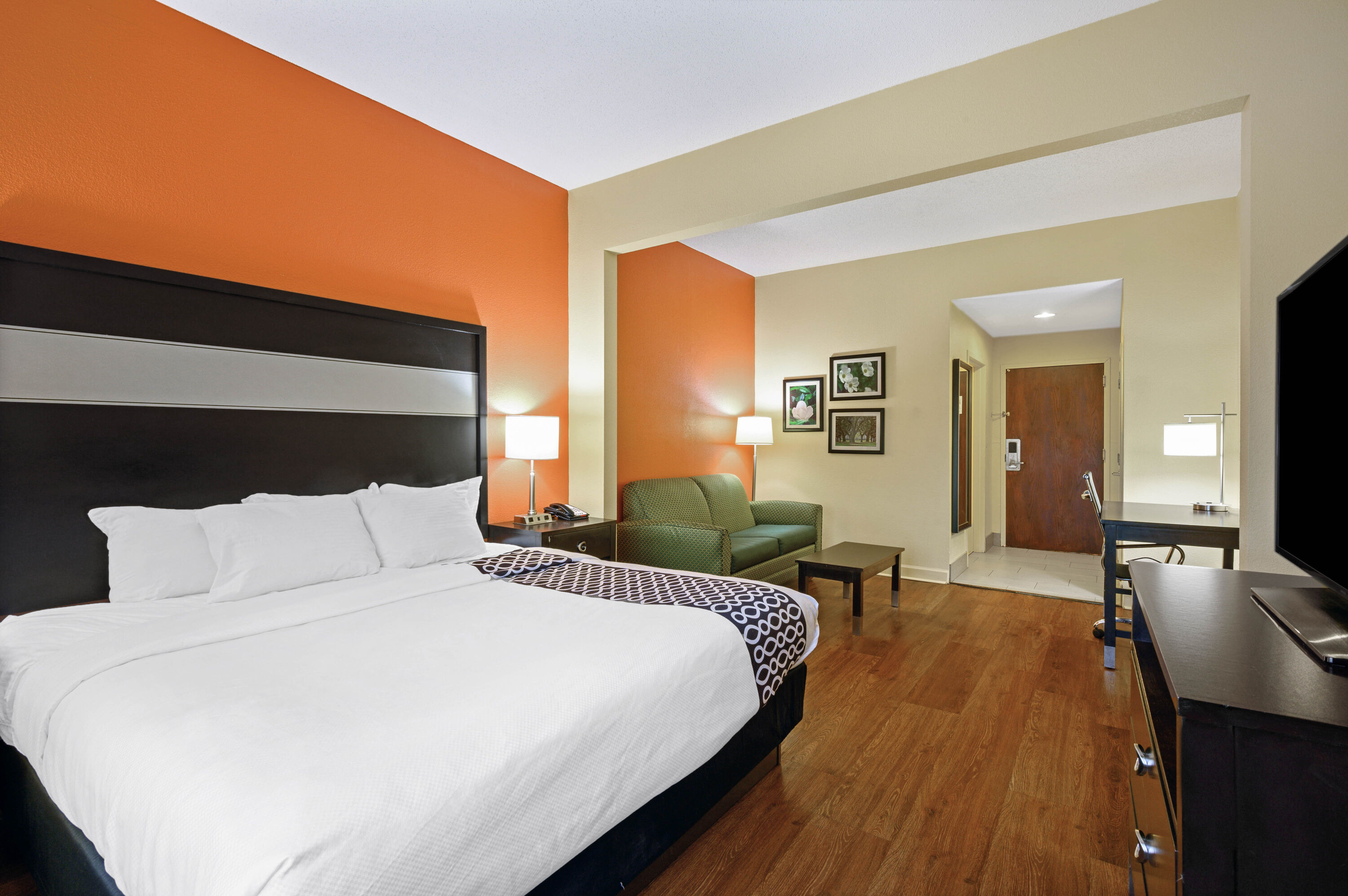 Guest room at the La Quinta Inn & Suites by Wyndham Florence in Florence, South Carolina