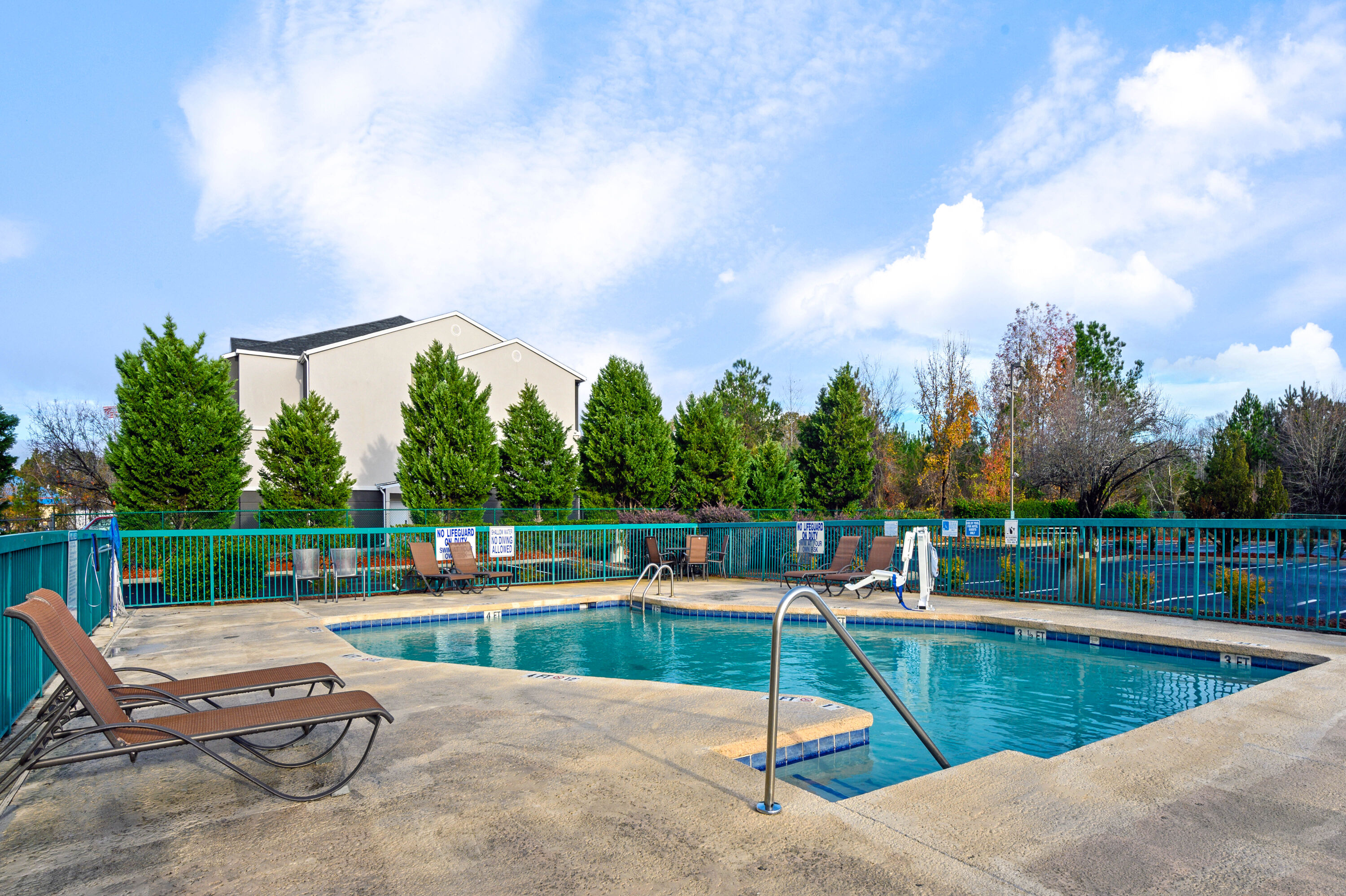 Pool at the La Quinta Inn & Suites by Wyndham Florence in Florence, South Carolina