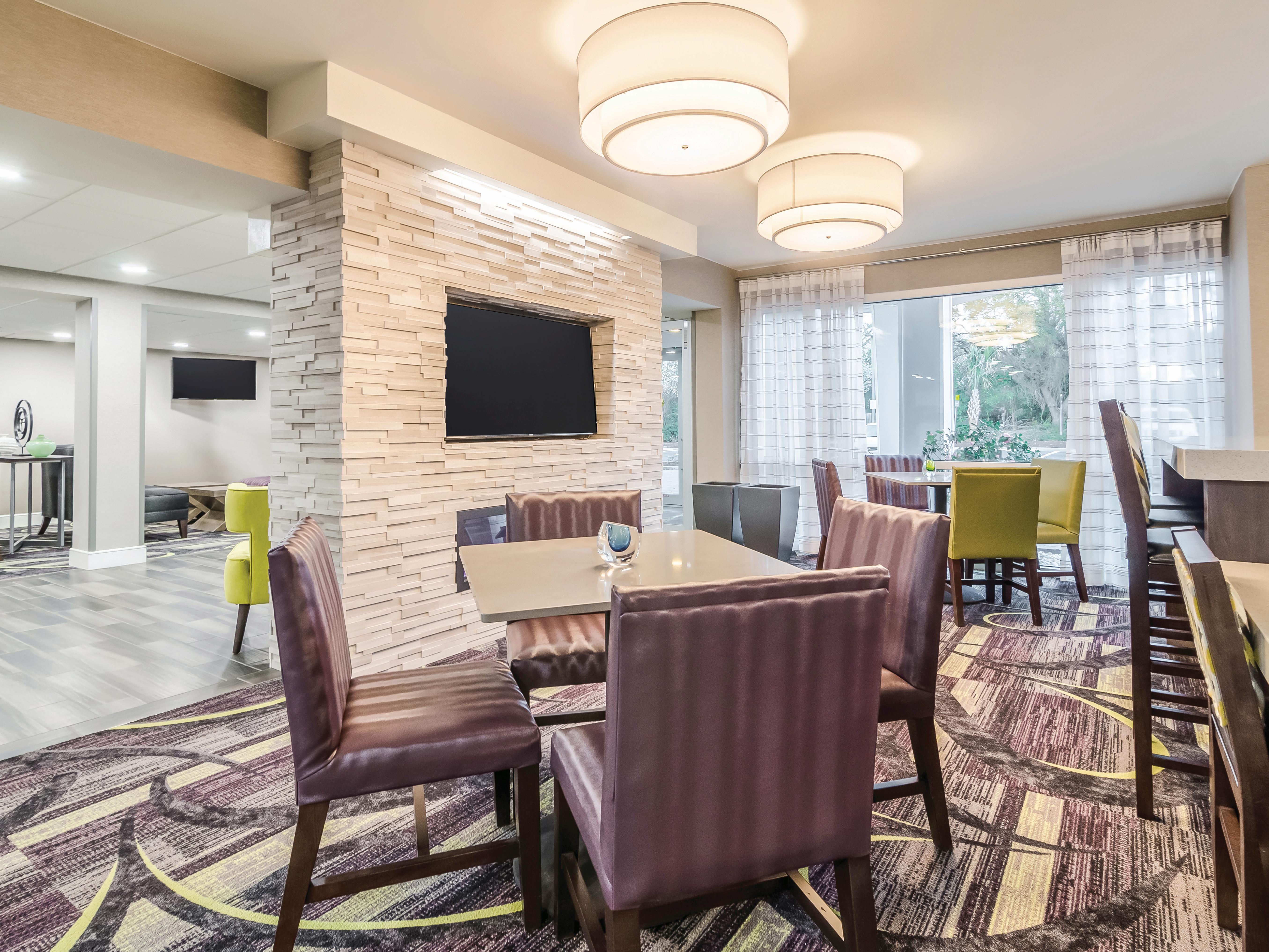 La Quinta Inn Amp Suites By Wyndham Myrtle Beach N Kings