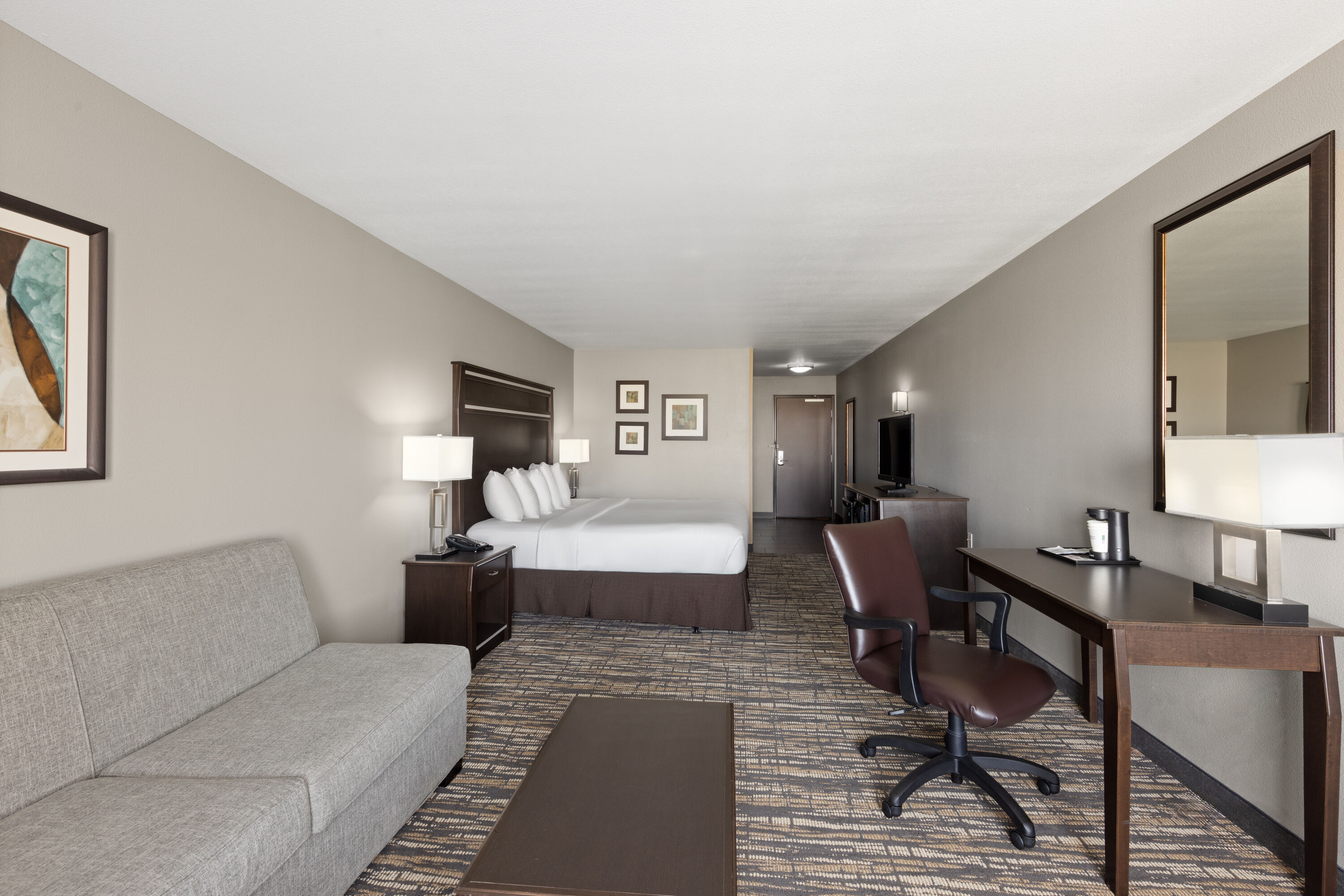 Guest room at the La Quinta Inn & Suites by Wyndham Sioux Falls in Sioux Falls, South Dakota