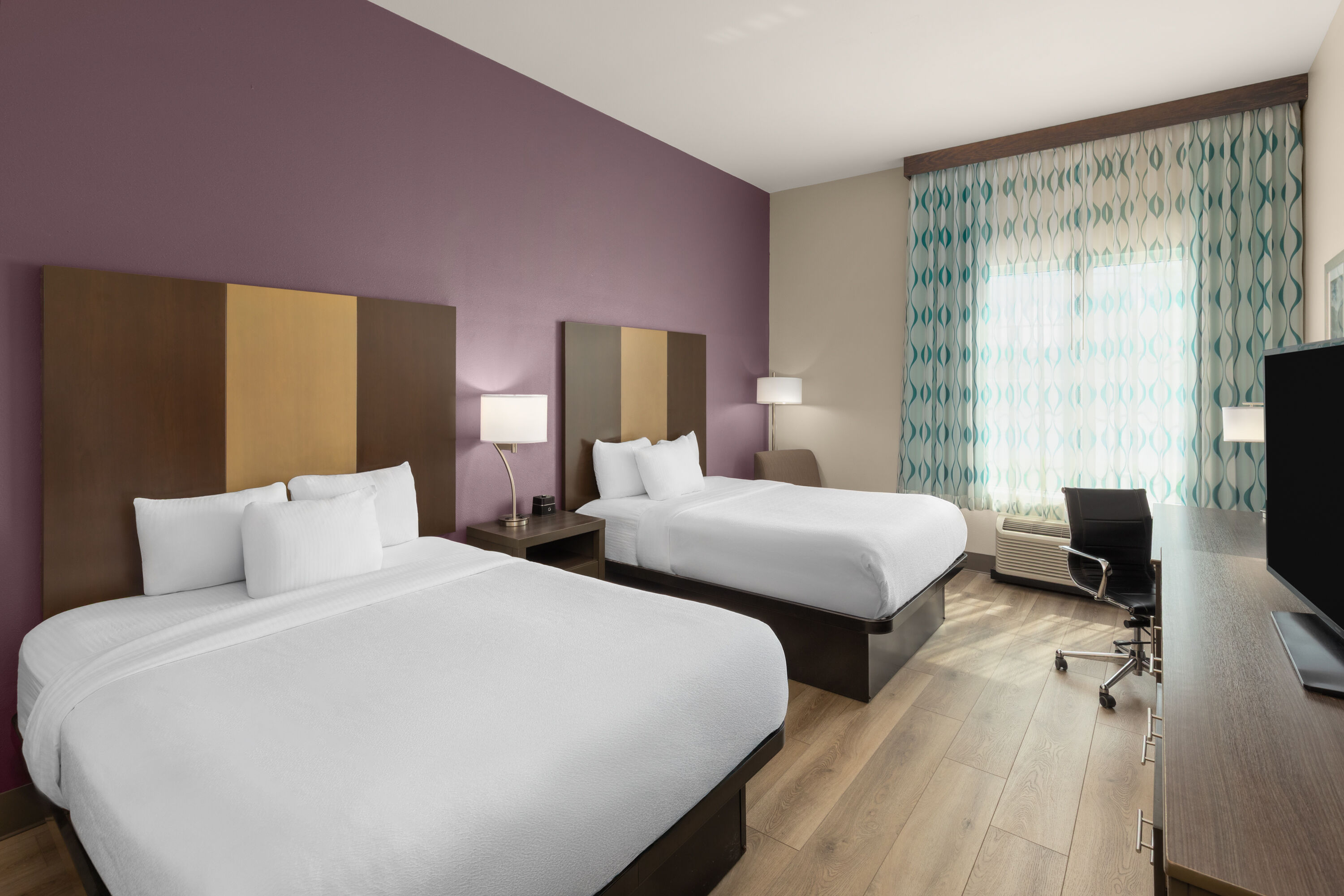 Guest room at the La Quinta Inn & Suites by Wyndham Chattanooga - Lookout Mtn in Chattanooga, Tennessee