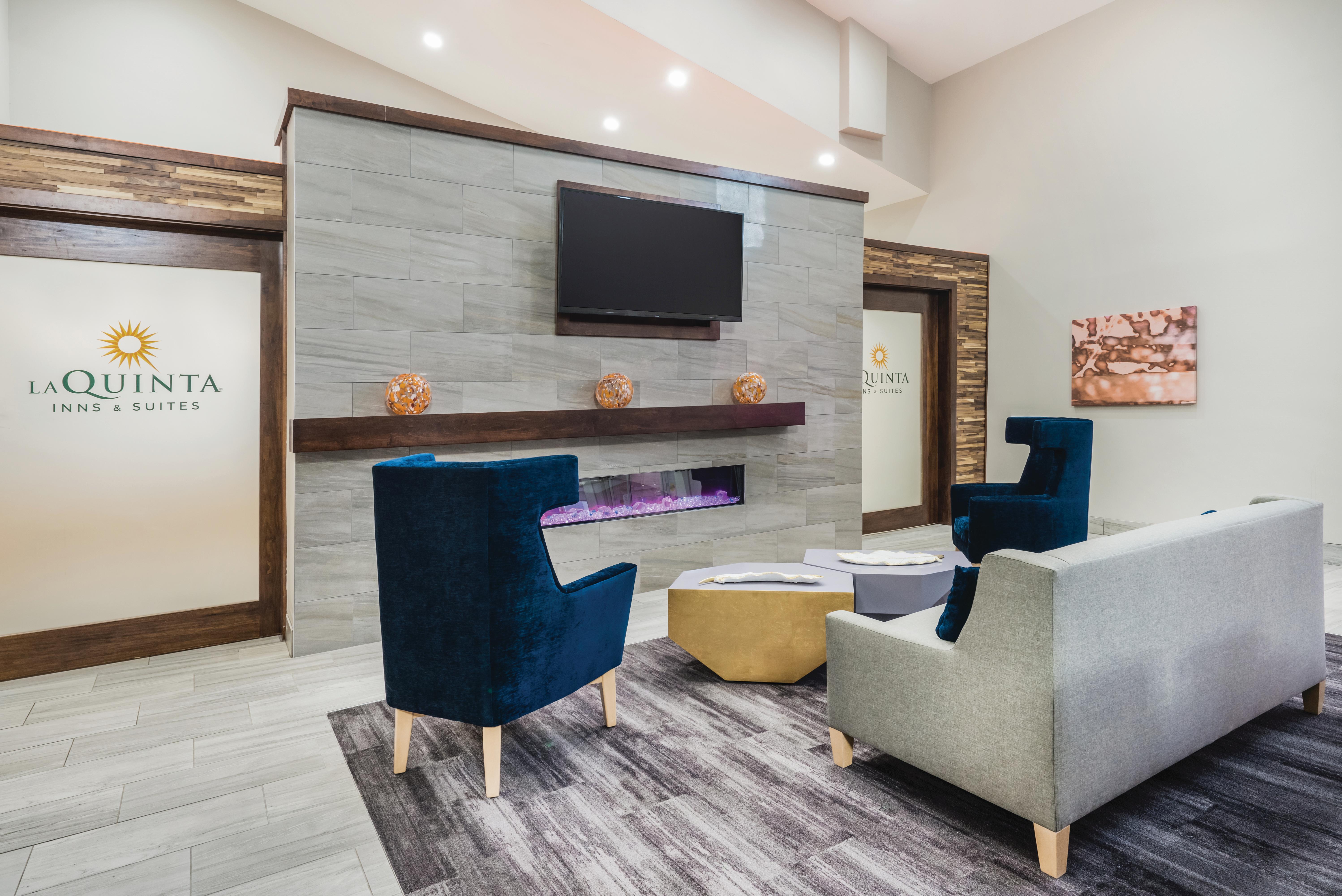 La Quinta Inn Amp Suites By Wyndham Chattanooga Hamilton
