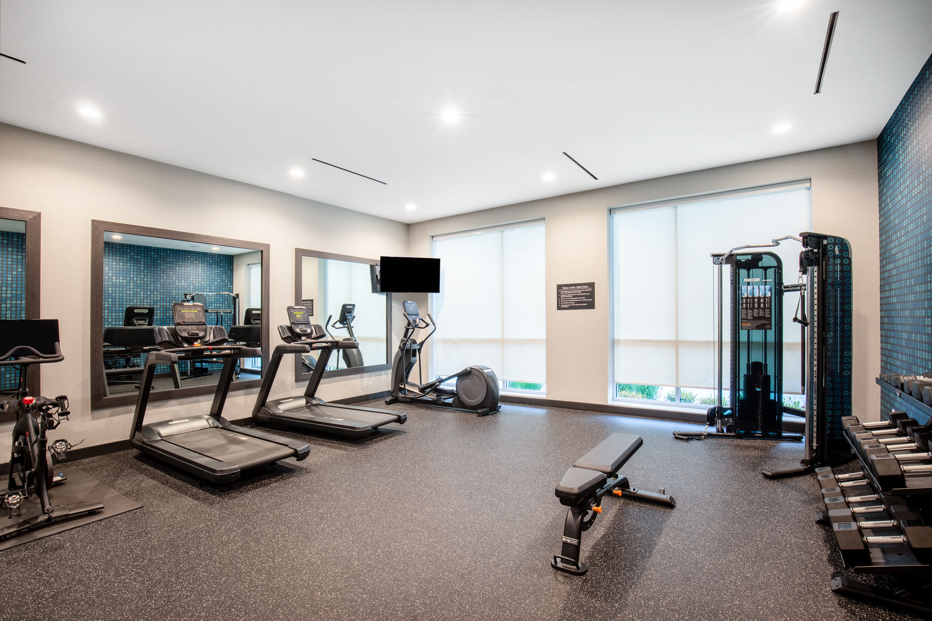 Fitness room at La Quinta Inn & Suites by Wyndham Chattanooga Downtown/South in Chattanooga, Tennessee
