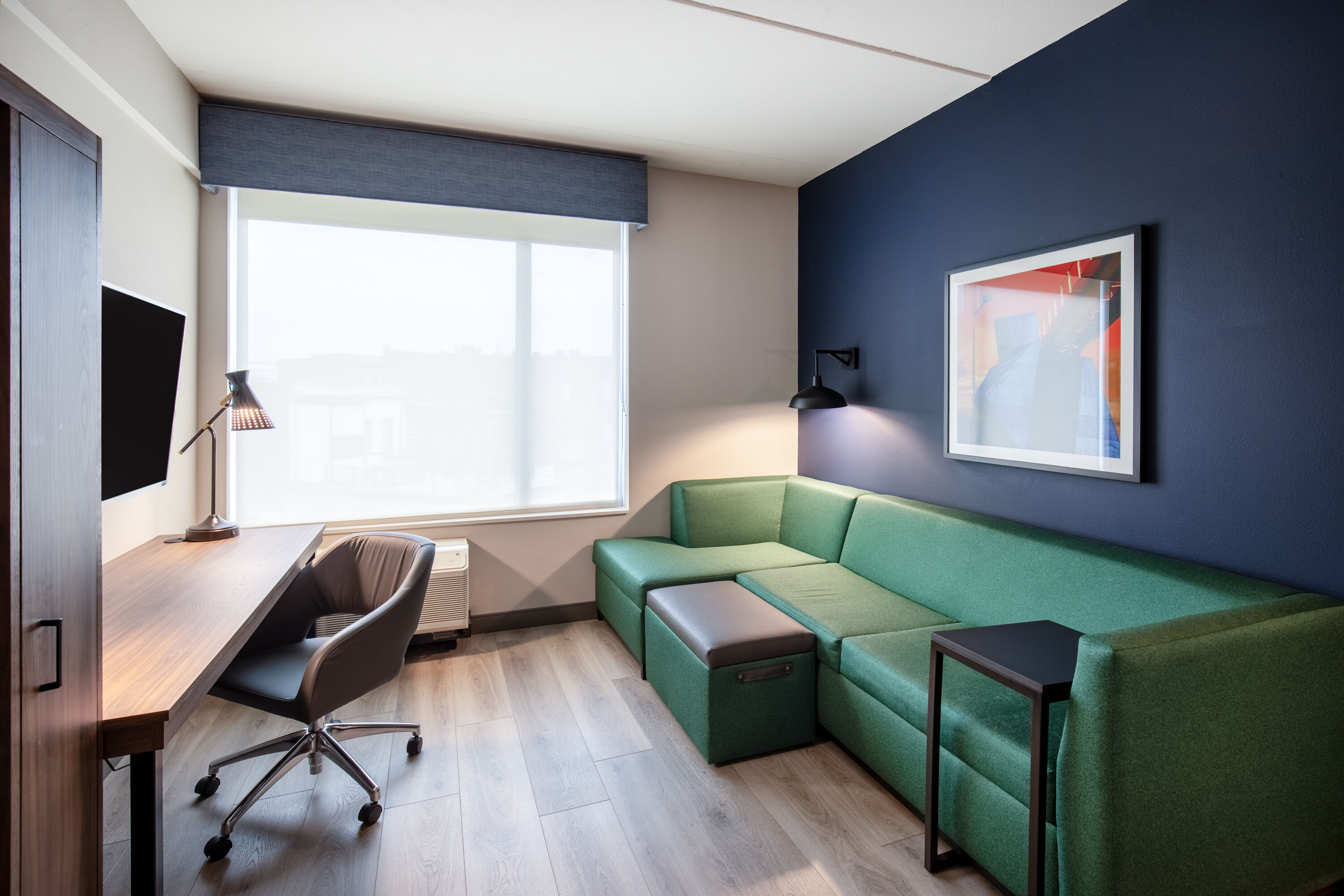 Guest room at the La Quinta Inn & Suites by Wyndham Chattanooga Downtown/South in Chattanooga, Tennessee