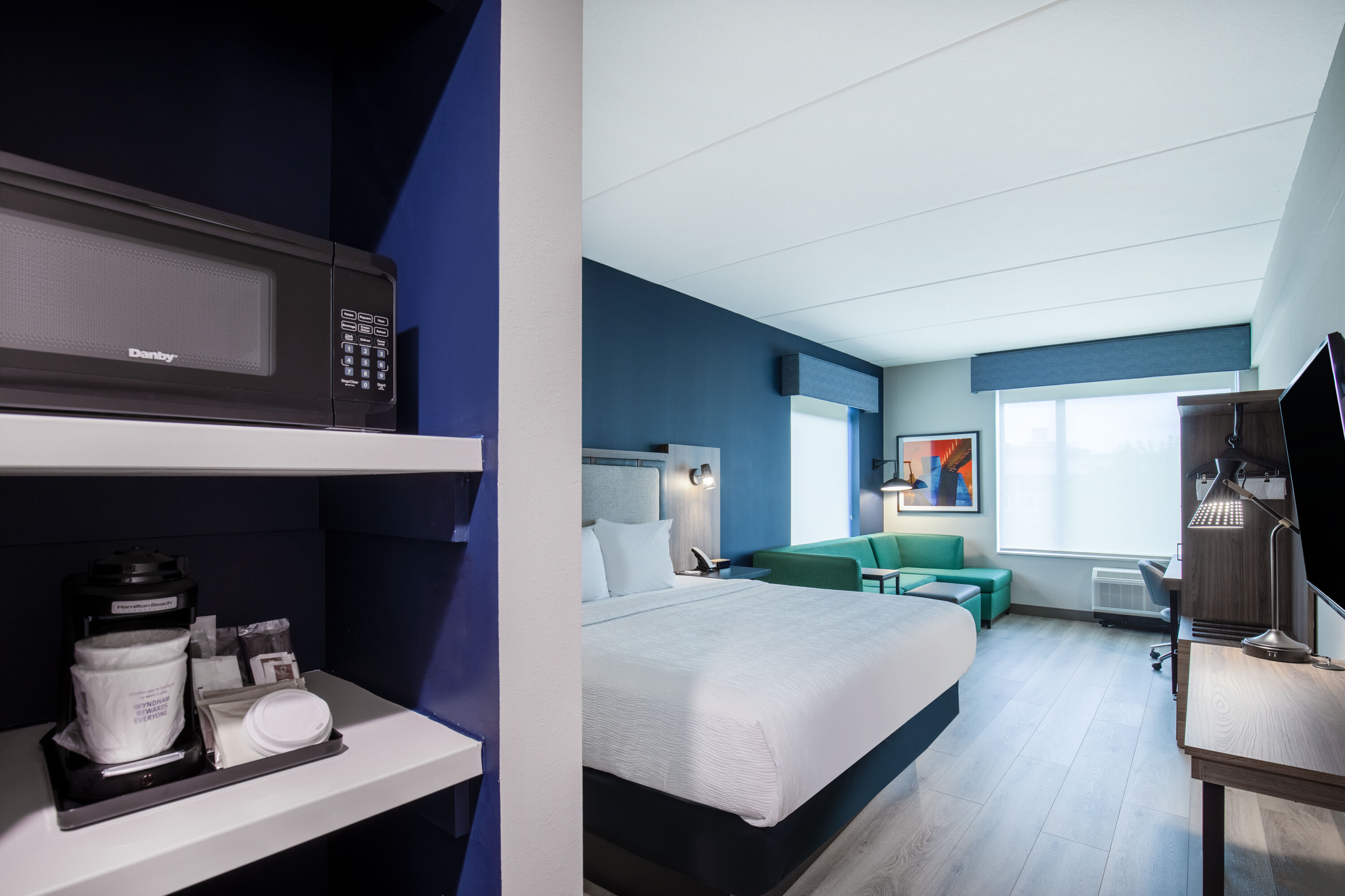 Guest room at the La Quinta Inn & Suites by Wyndham Chattanooga Downtown/South in Chattanooga, Tennessee