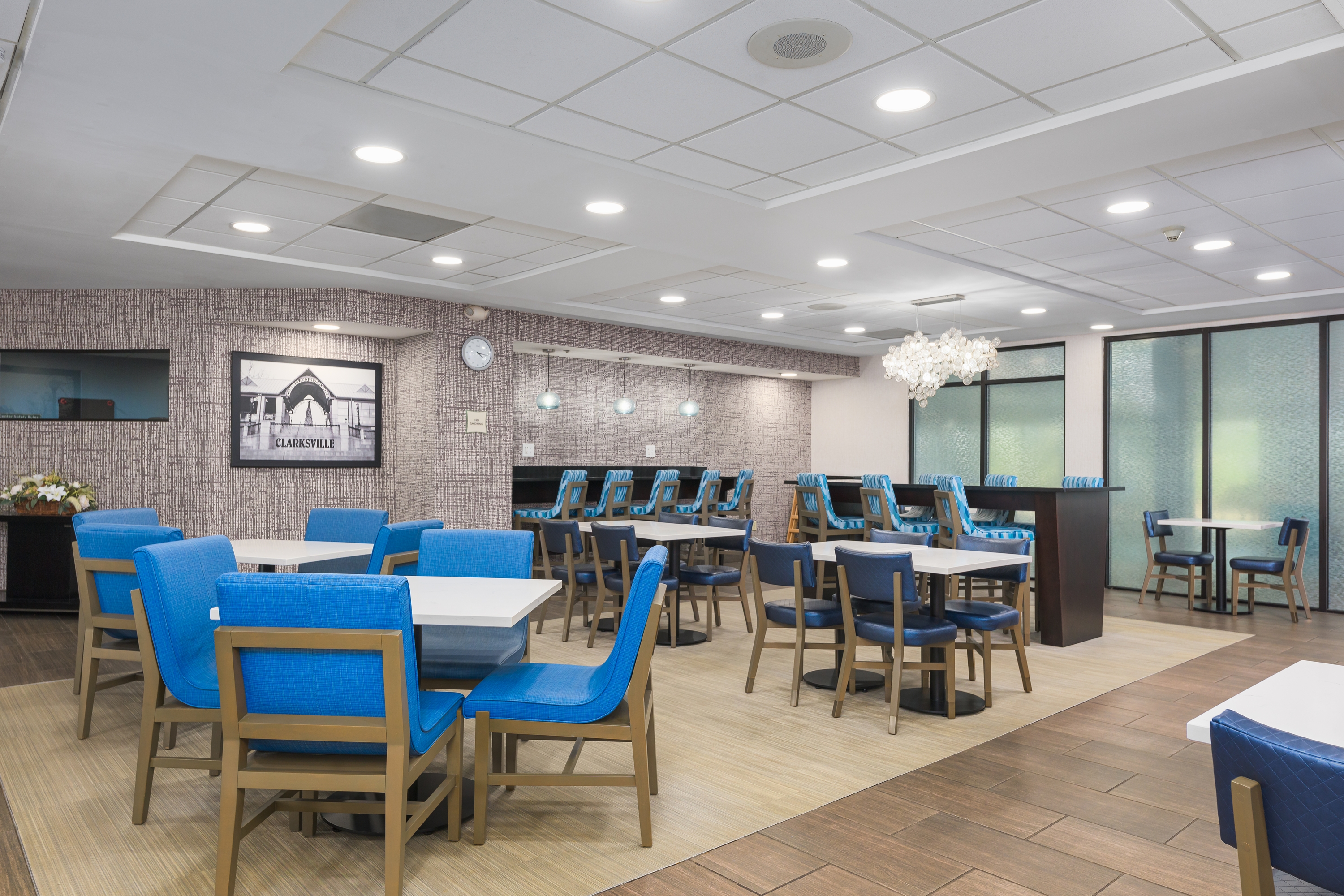 Free breakfast at La Quinta Inn & Suites by Wyndham Clarksville in Clarksville, Tennessee